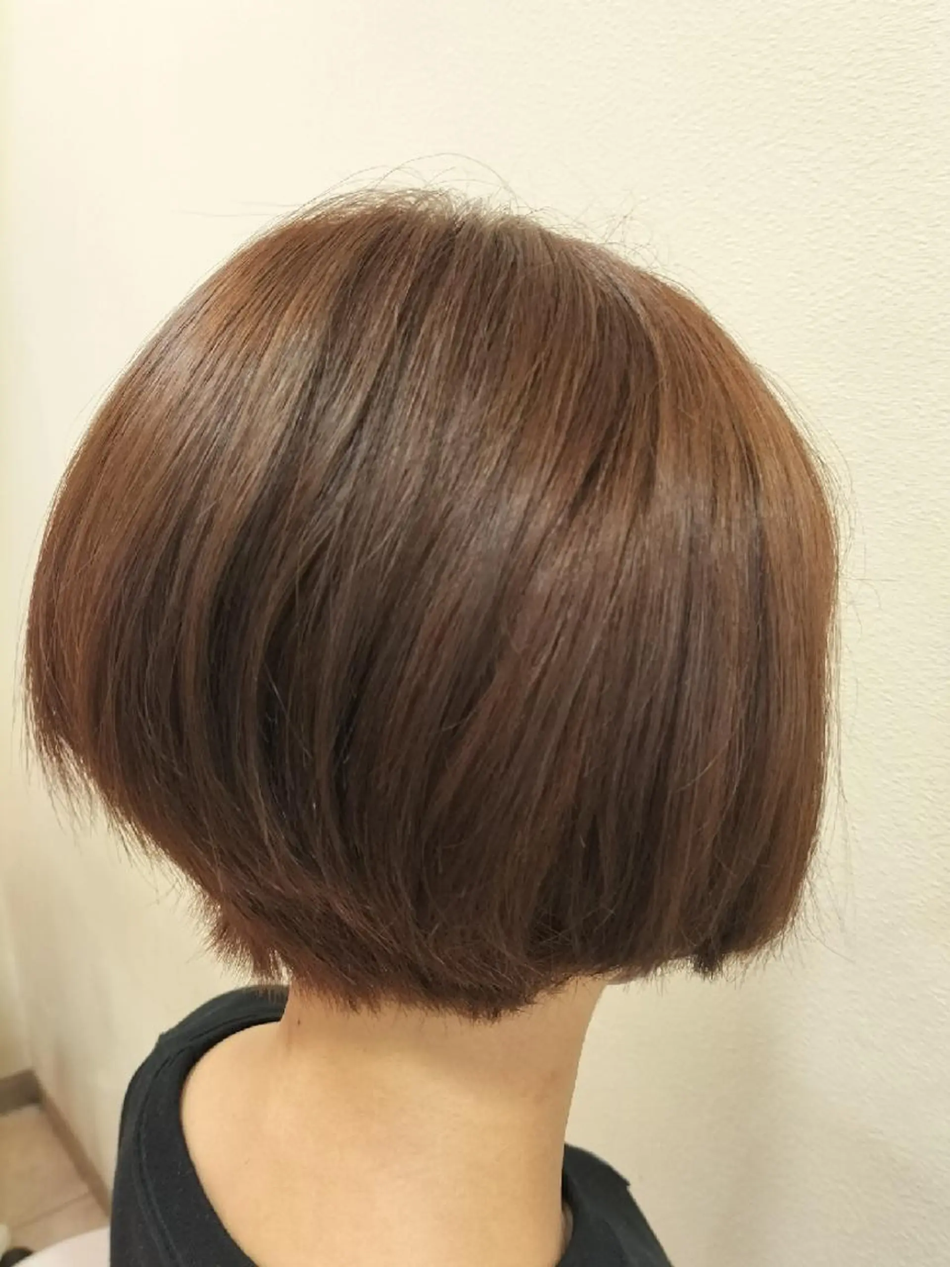 カラー ブリーチ 種池 優太のヘアスタイル