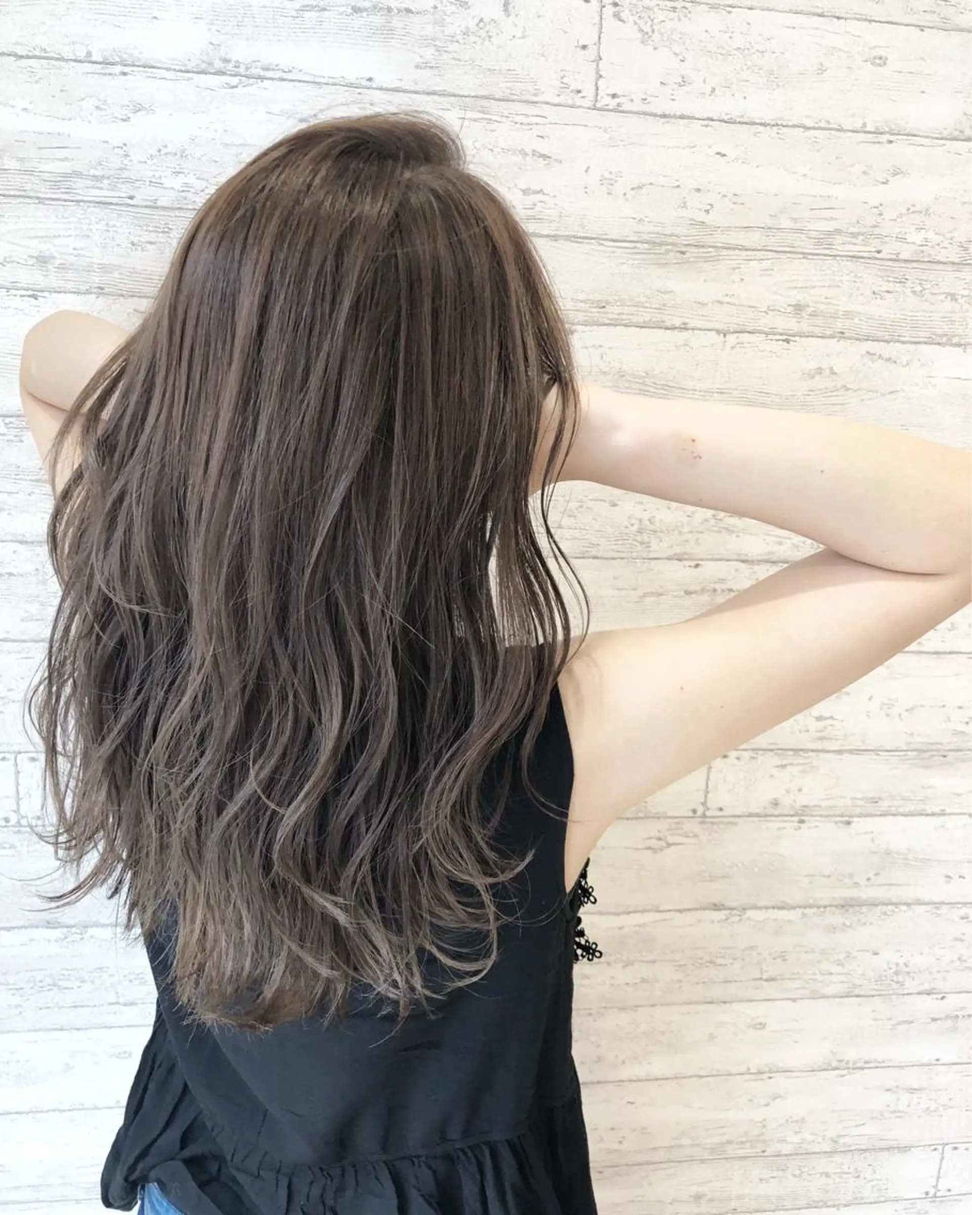 セミロング 池村 美月のヘアスタイル
