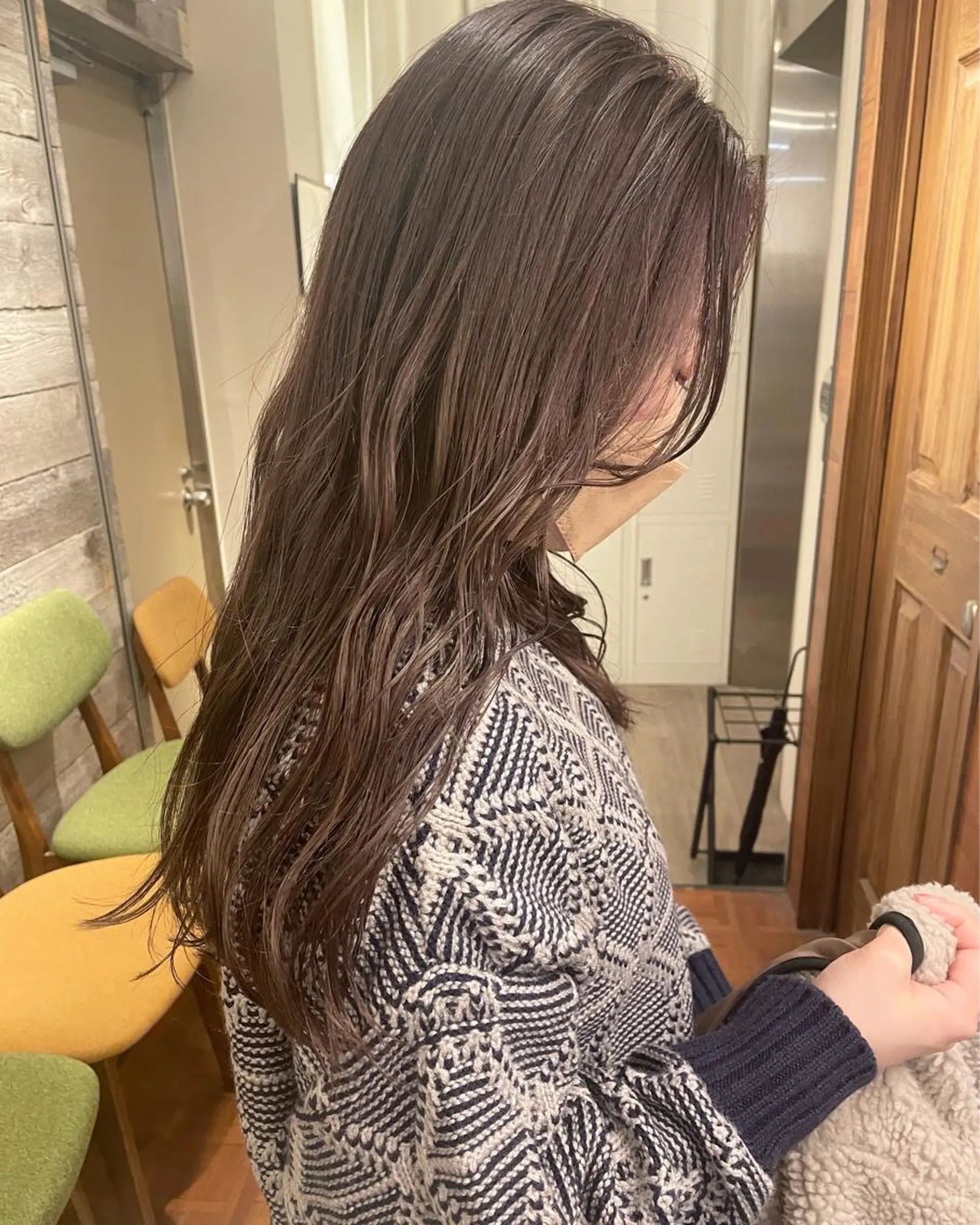ロング カラー グレージュ ロング Zina🤍 yukinaのヘアスタイル