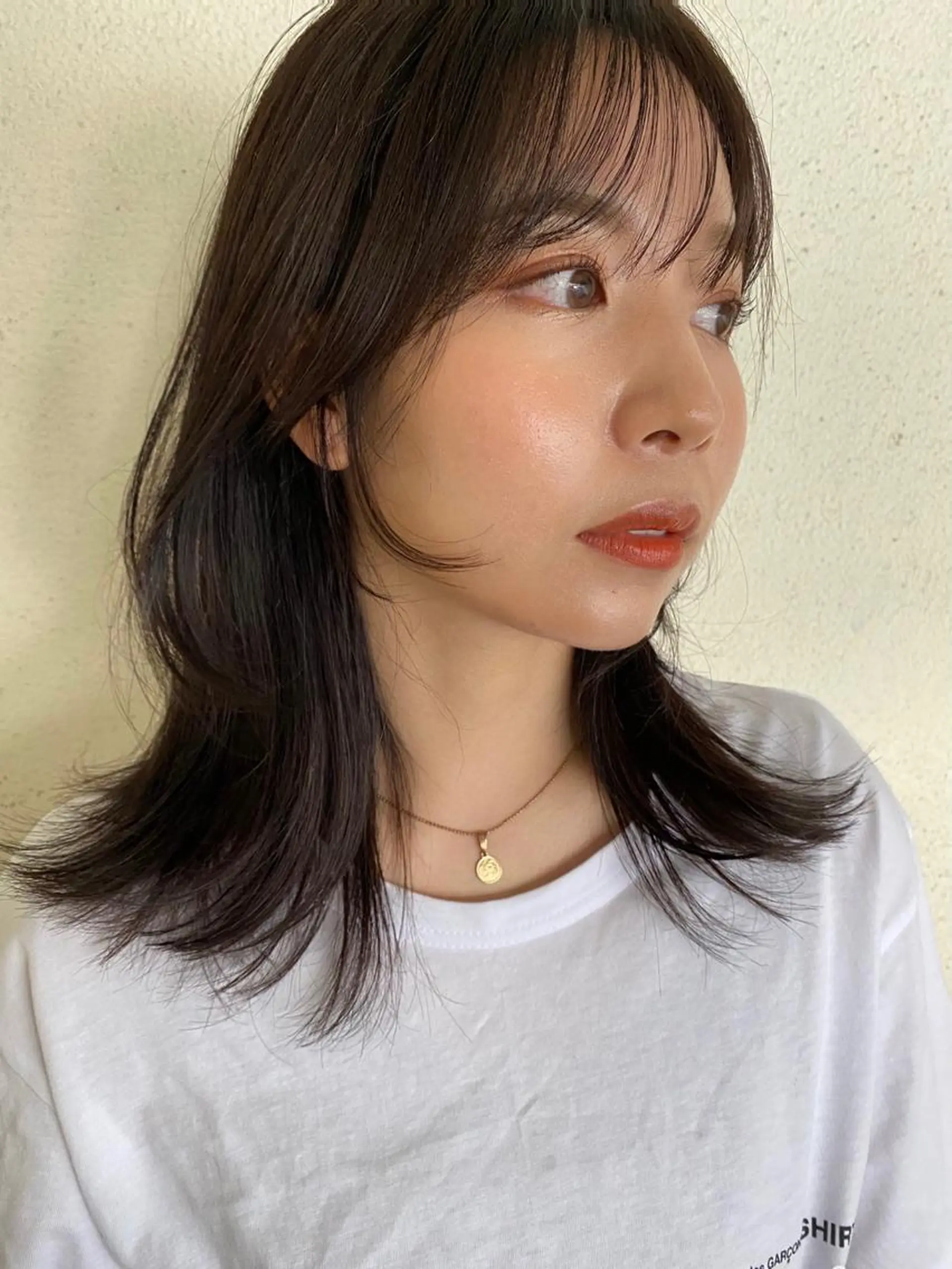 セミロング カラー ダブルカラー ハイライトカラー インナーカラー くびれヘア ハイライト Pia hair Design Yakuin所属・Pia ツボイ ケイタのヘアスタイル