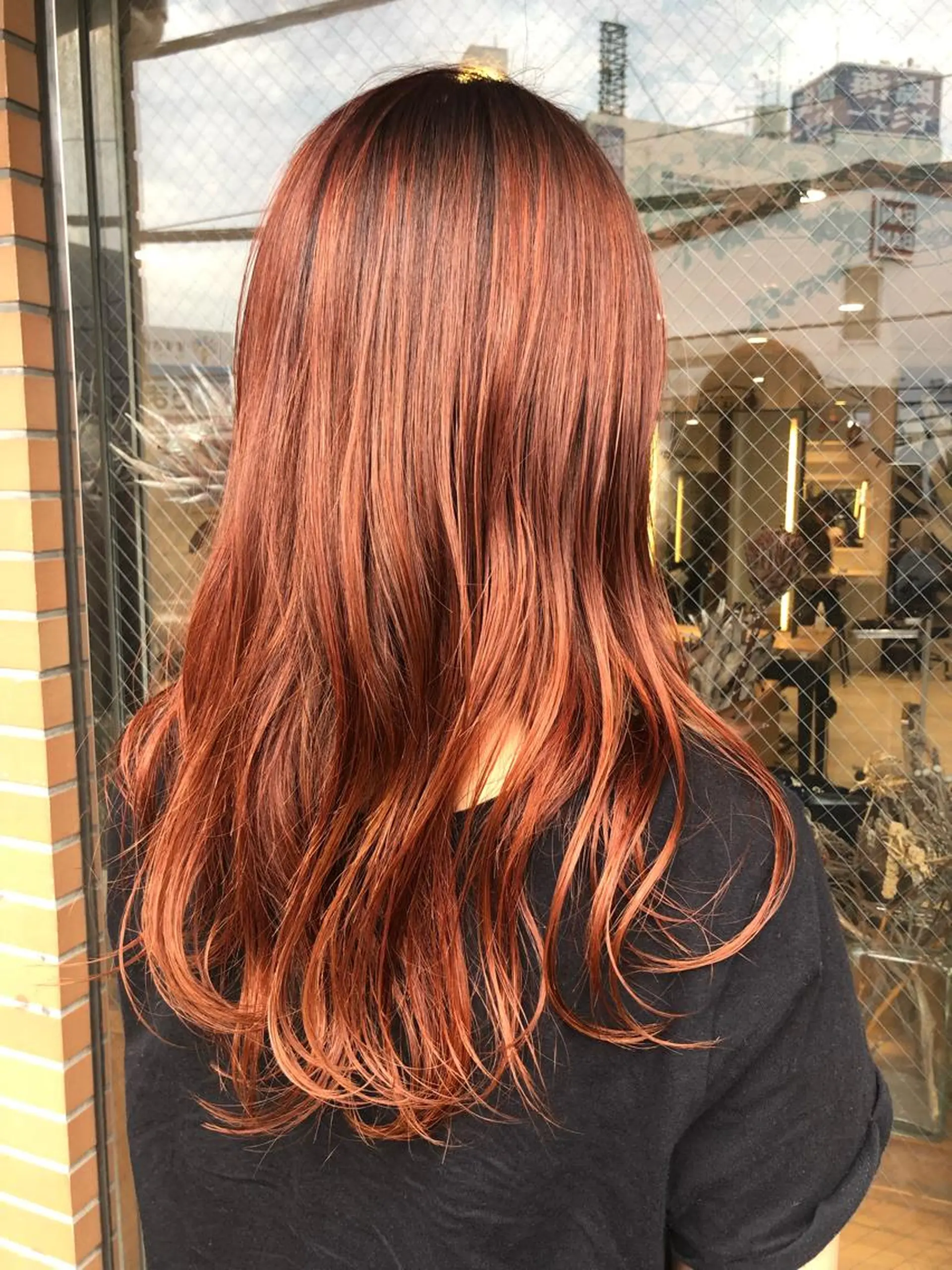 ロング カラー ブリーチ ブリーチなしカラー オレンジ ピンクカラー レッドカラー bococa りんのヘアスタイル