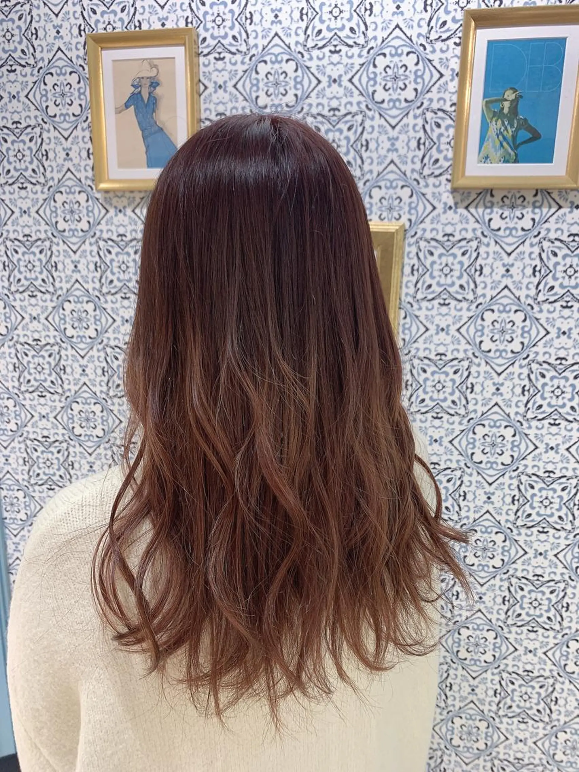 ロング カラー 栗原 瑠世のヘアスタイル