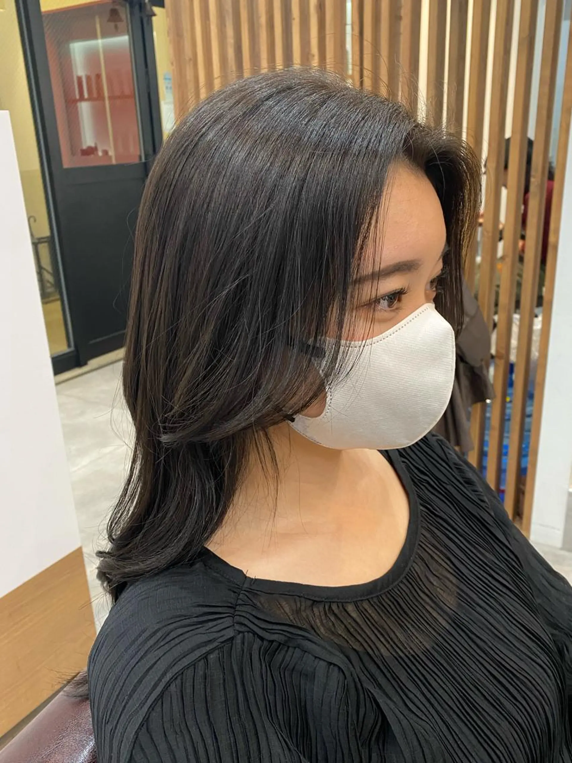 セミロング mio/⭐︎ ブリーチ指名No.1のヘアスタイル