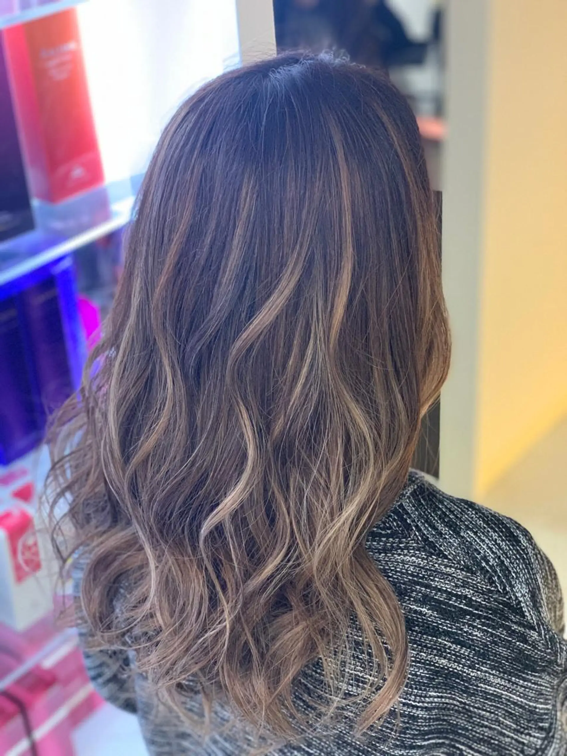 ロング カラー ベージュカラー ハイライトカラー ホワイトベージュ ハイライト ヘアカラー トリートメント ✂️大門 巧✂️ LAFF難波店のヘアスタイル