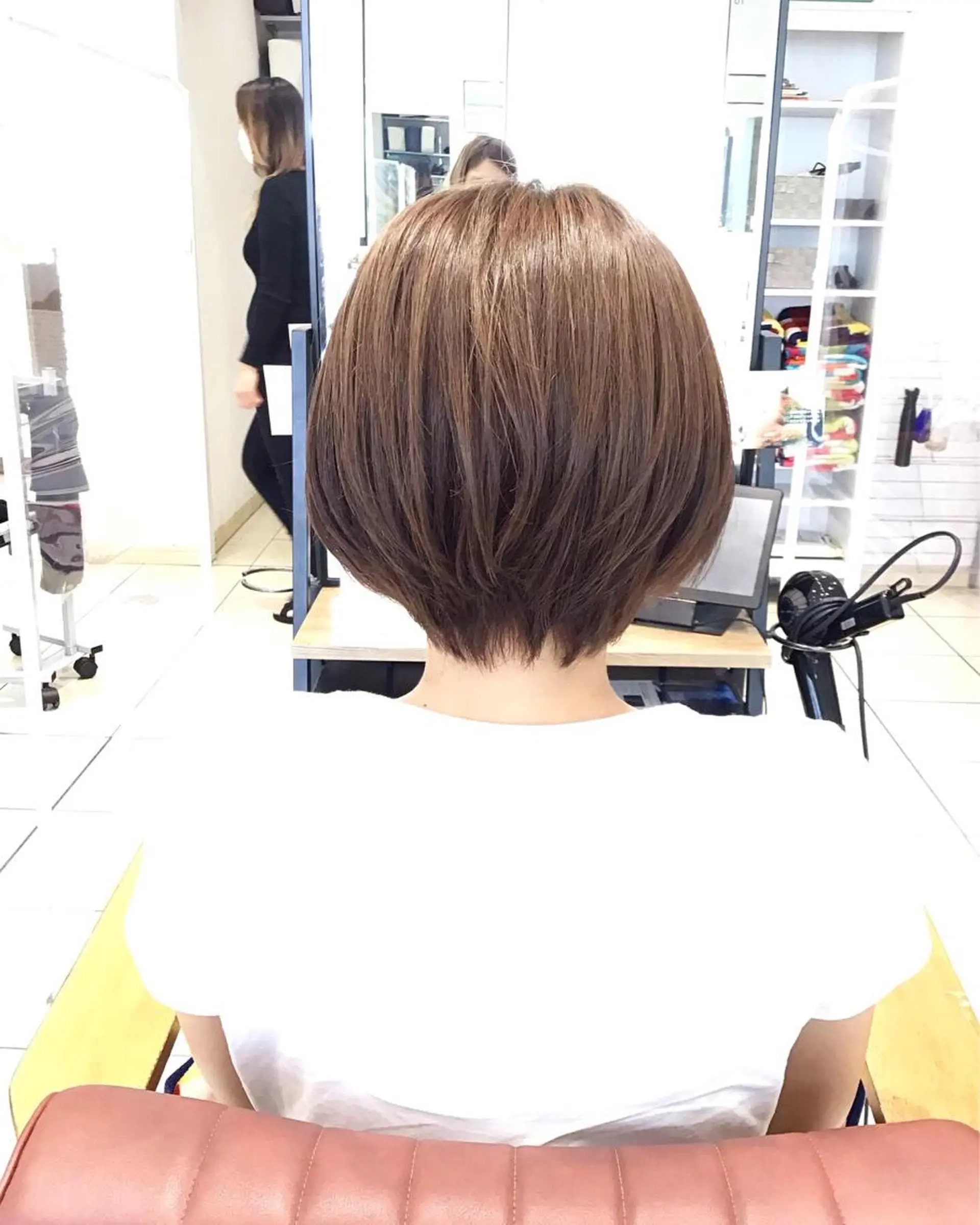 ショート カラー ショートヘア GRANCIEUX 黒柳伊代のマツエク・マツパデザイン