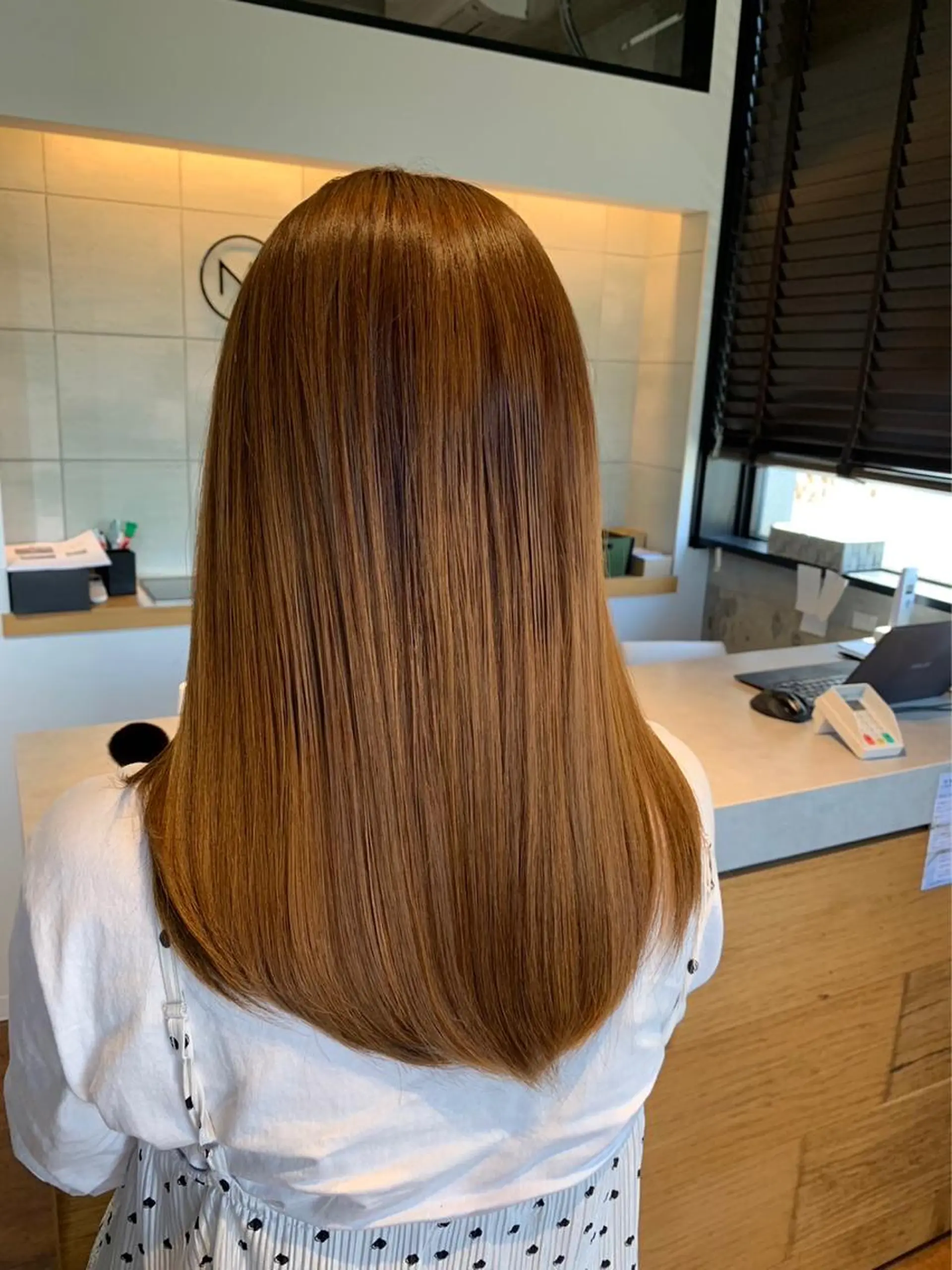 ロング トリートメント カラー/ブリーチ 岸谷真幸のヘアスタイル