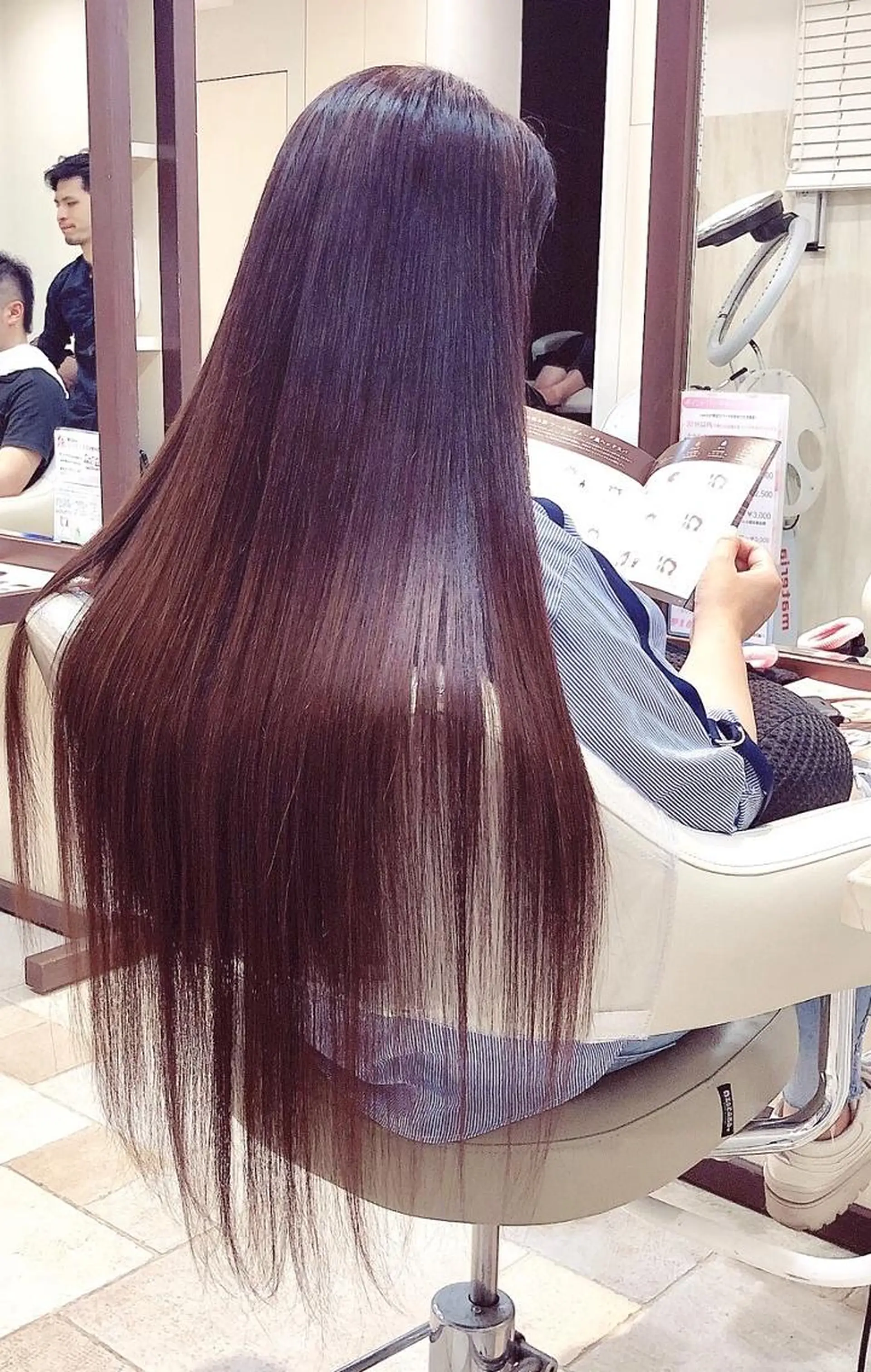 ロング カラー パーマ ロング 前髪縮毛矯正 高野開弦ハイトーンのヘアスタイル