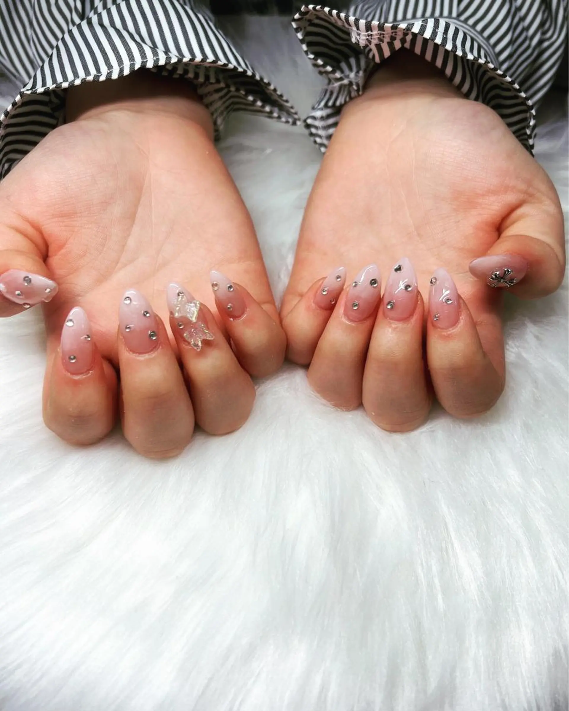 ネイル 7nail (ϋ)/のネイルデザイン