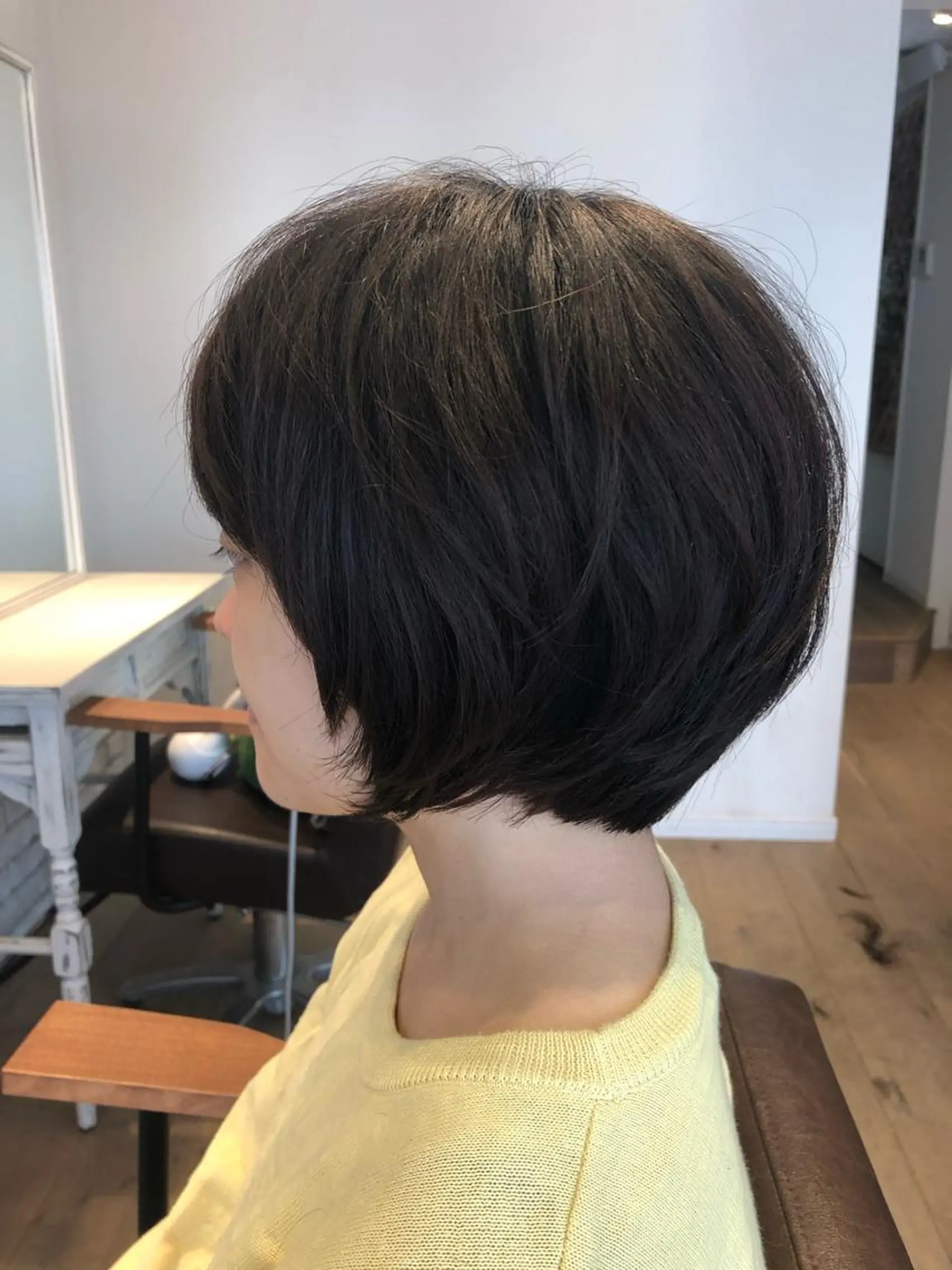 ショート カラー ブラウンカラー ヘーゼル ボブ BANDE所属・BANDE 水崎 悟のヘアスタイル
