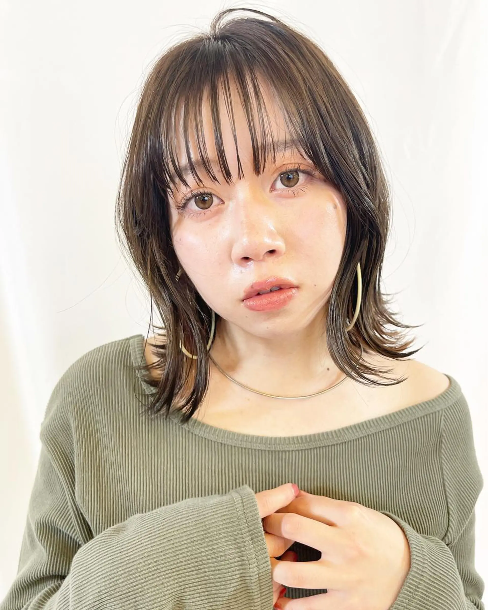 ミディアム 剣持友希/高崎 /ディレクターのヘアスタイル