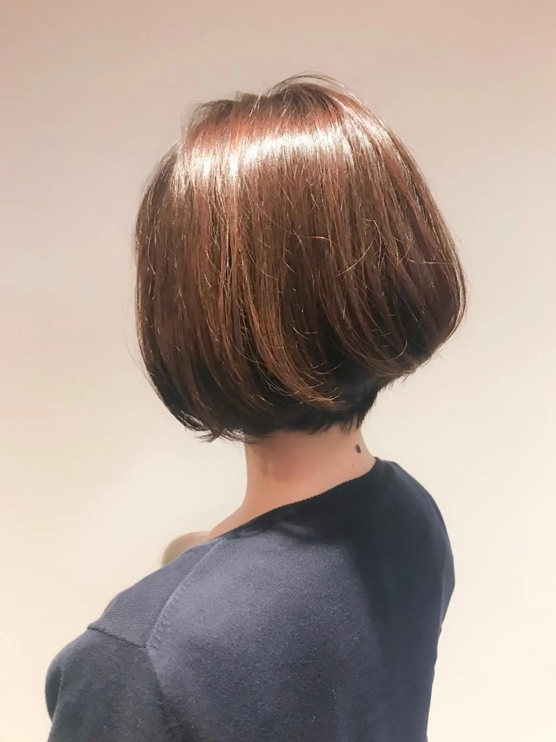 ショート カラー BIANCO北堀江 AKANEのヘアスタイル