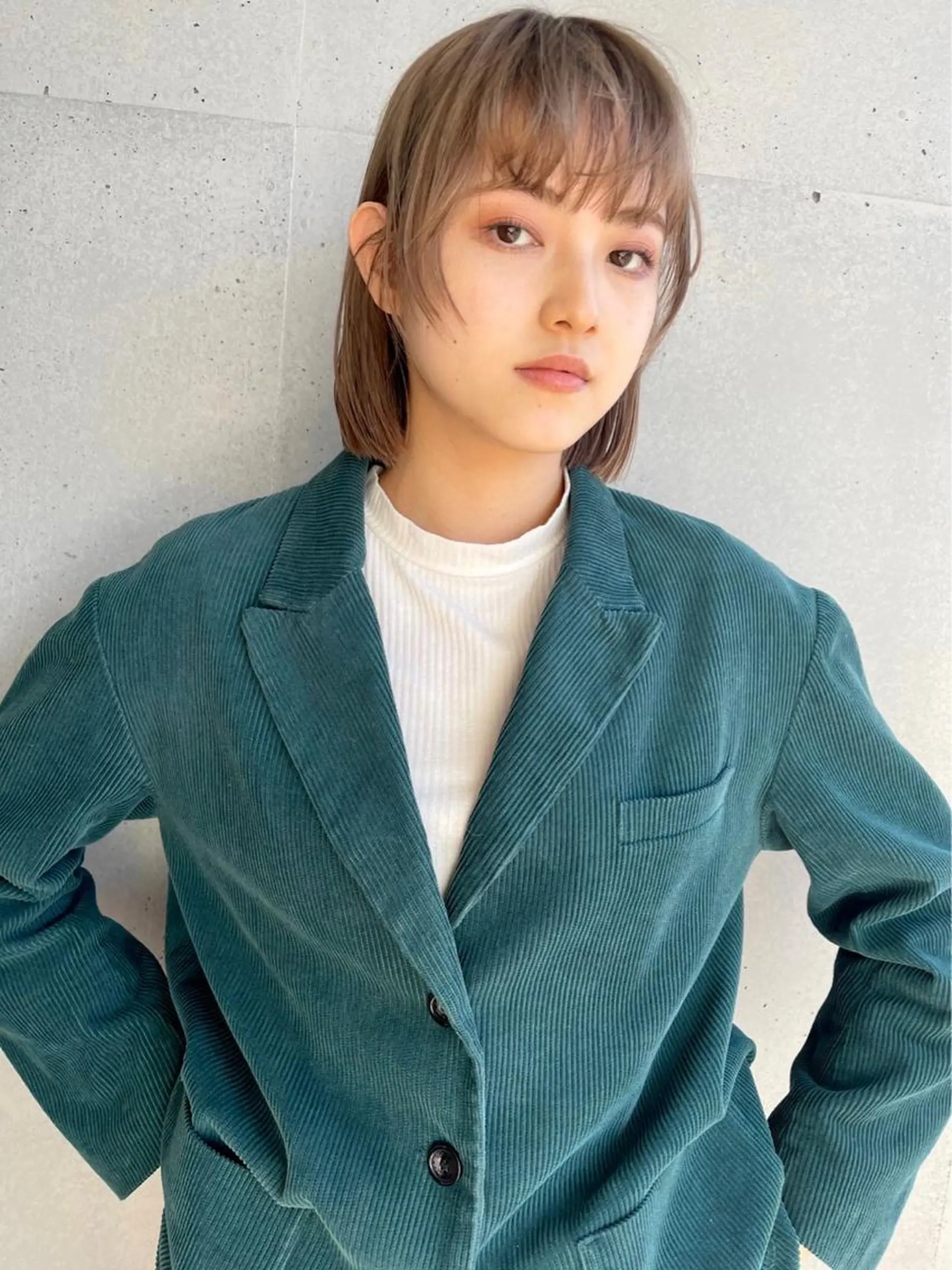 カラー 透明感カラー レイヤーカット ハイトーンウエダのヘアスタイル
