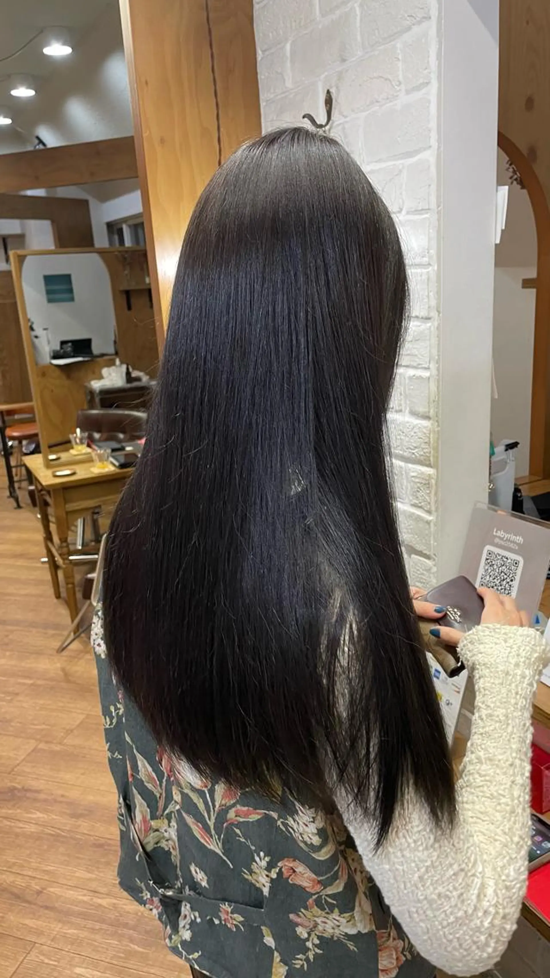 ロング カラー パーマ アッシュ ベージュカラー グレージュ インナーカラー 髪質改善 salowin神戸三宮suite所属・工藤 貫多のヘアスタイル