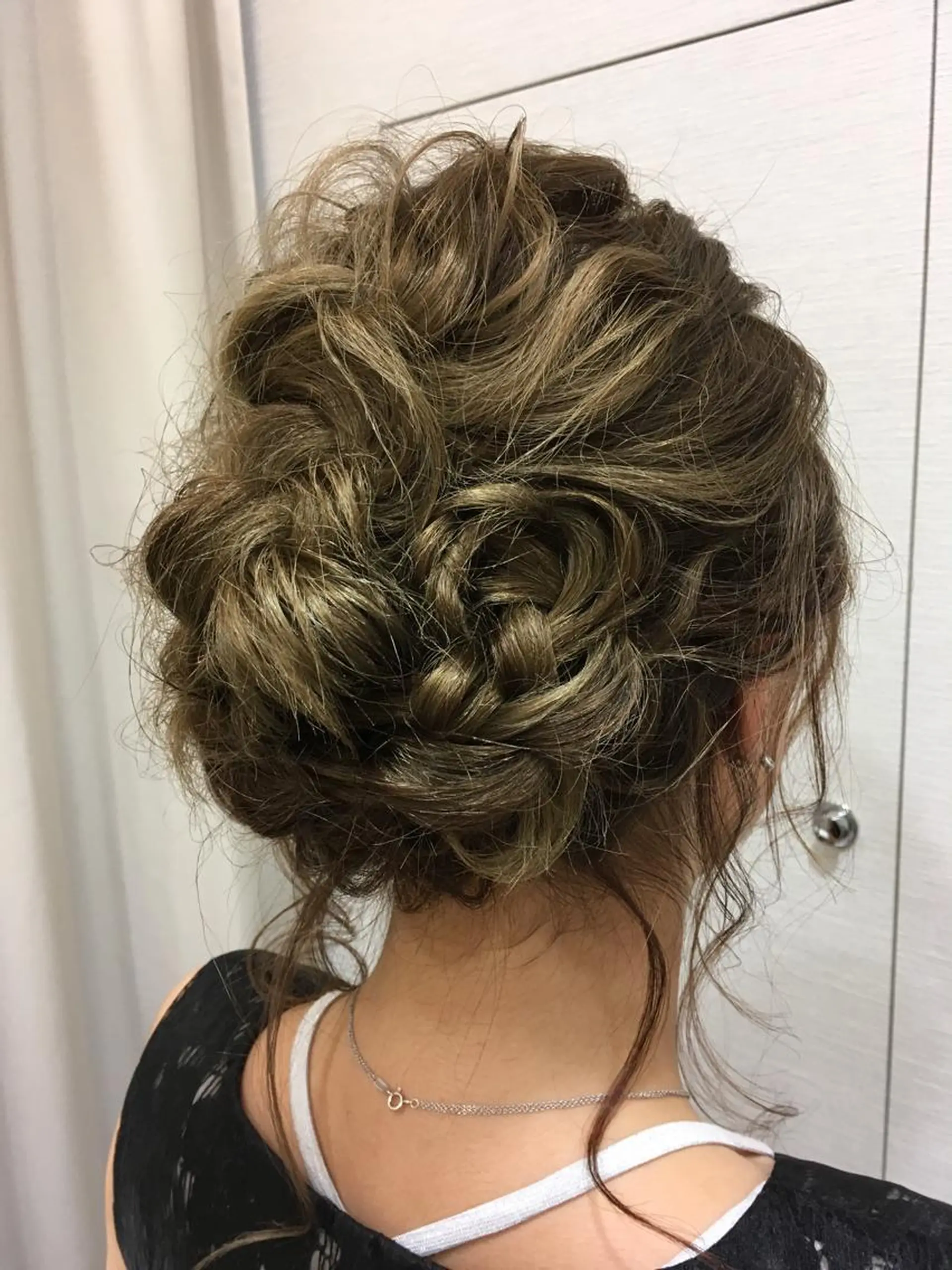 ミディアム ヘアアレンジ 小島 仁美のヘアスタイル