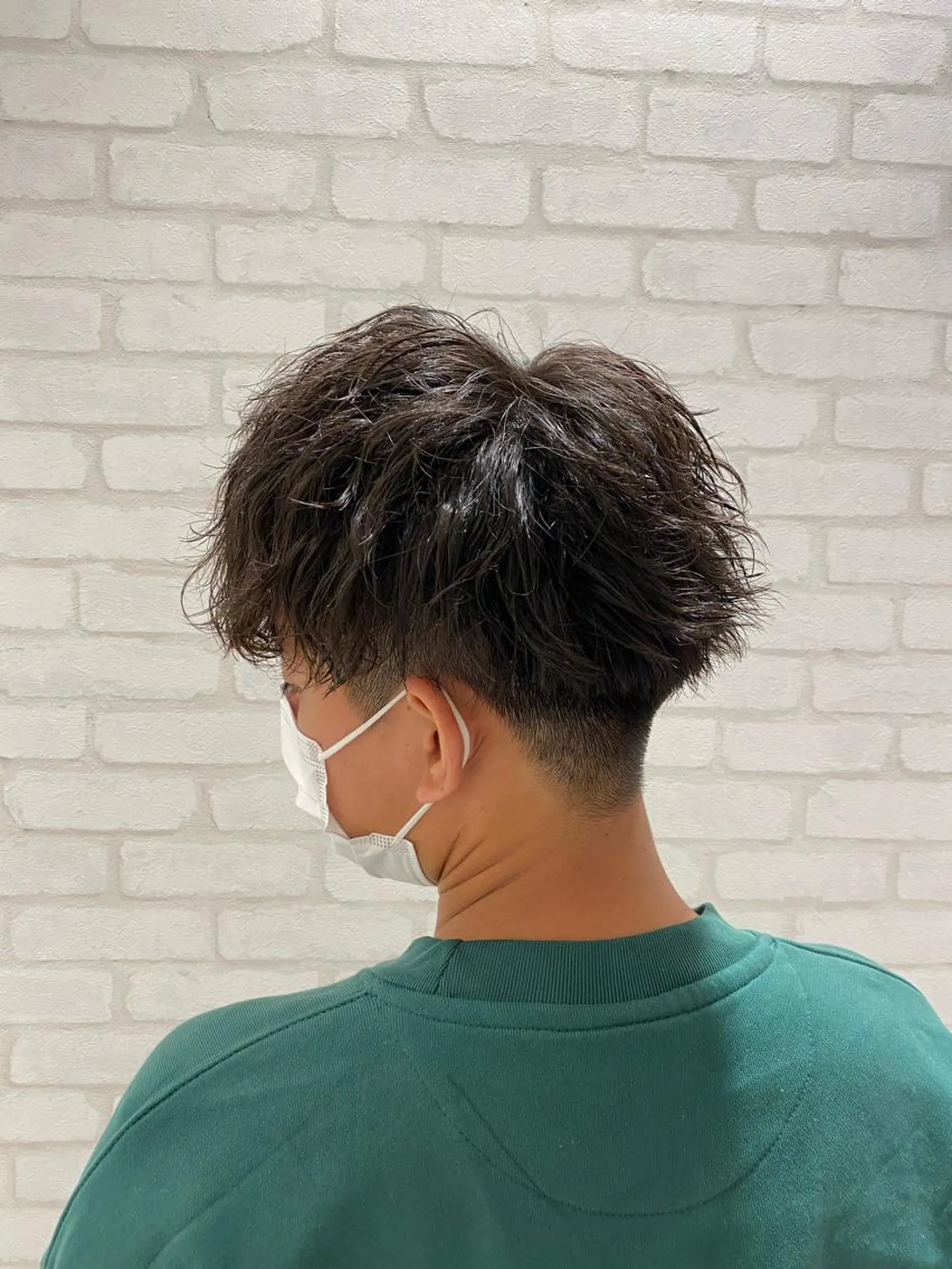 パーマ メンズ 尾崎 優也のヘアスタイル