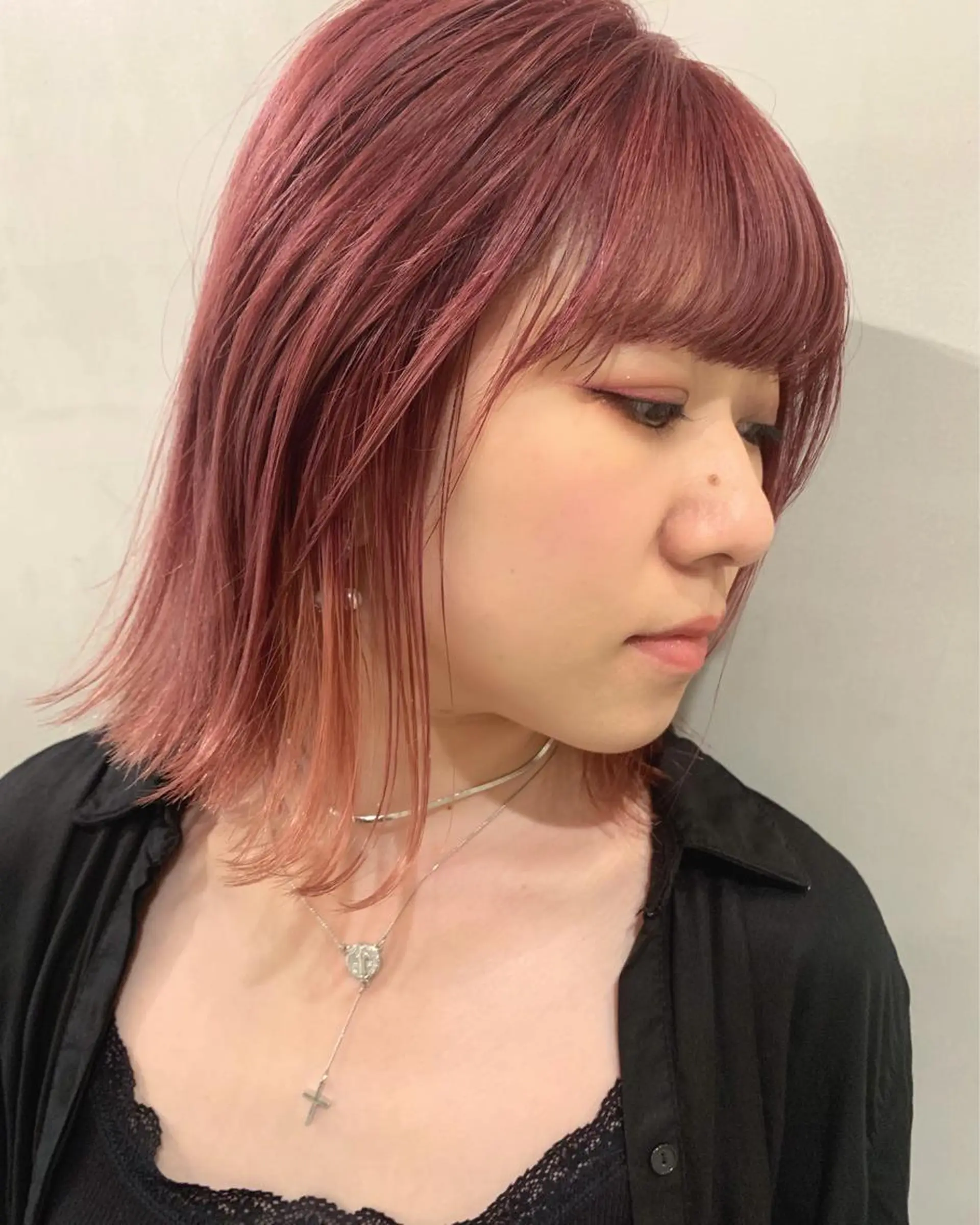 ミディアム カラー カット ヘアカラー トリートメント 優 作のヘアスタイル