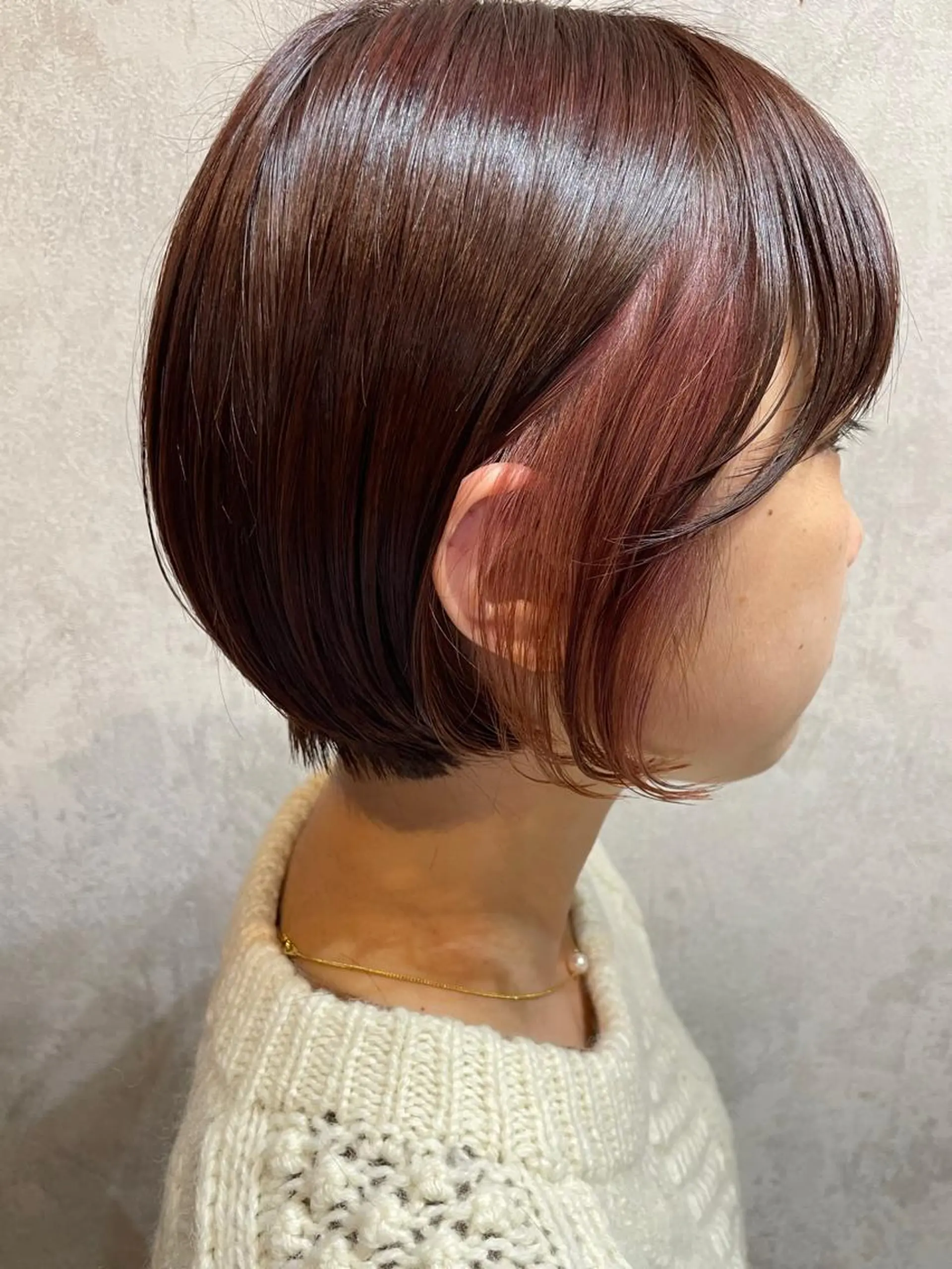ショート カラー ショートボブ イヤリングカラー ピンクカラー ボブ ショートヘア 飯塚 沙衣のヘアスタイル