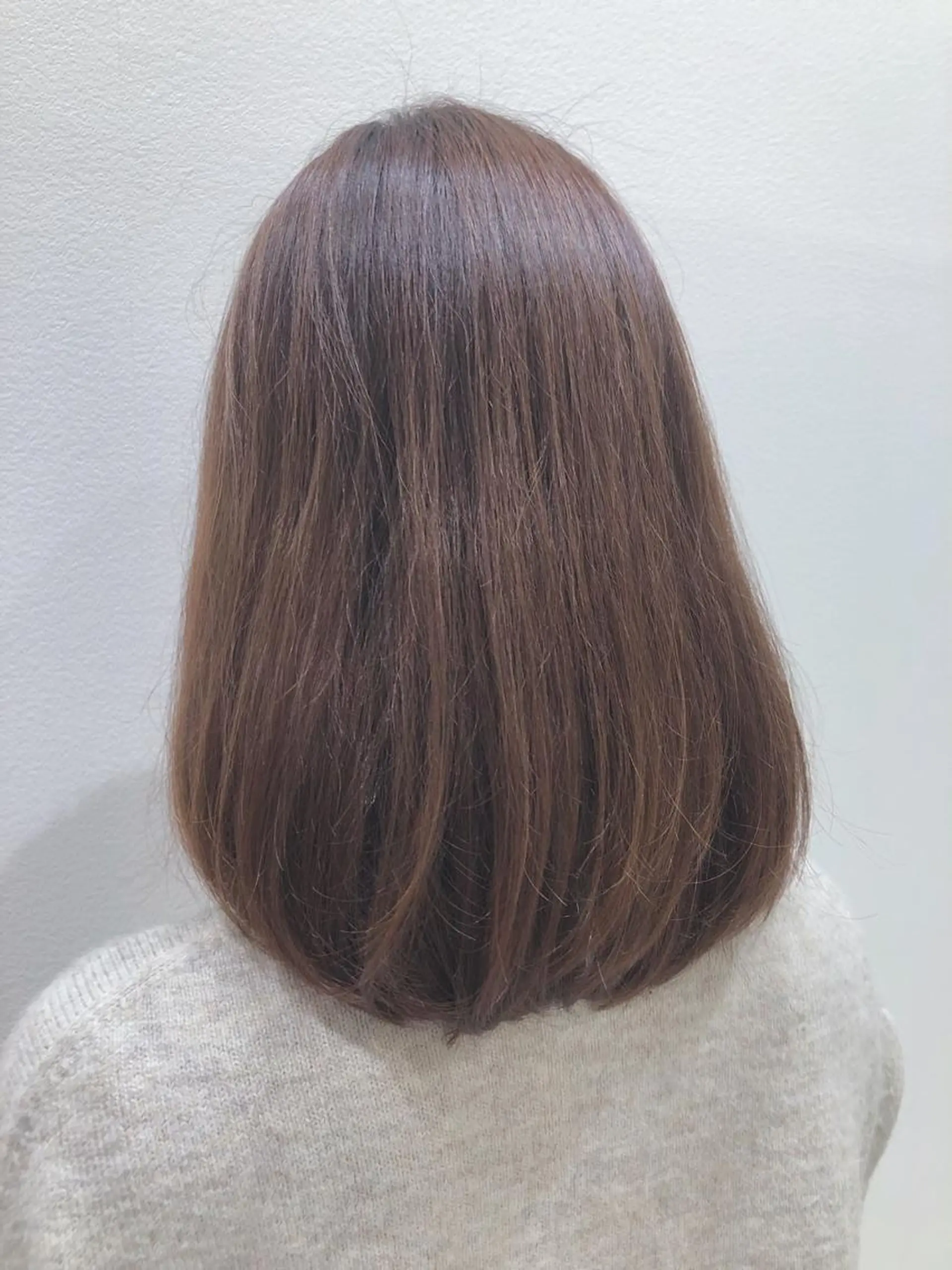 ミディアム パーマ 河井 史織のヘアスタイル