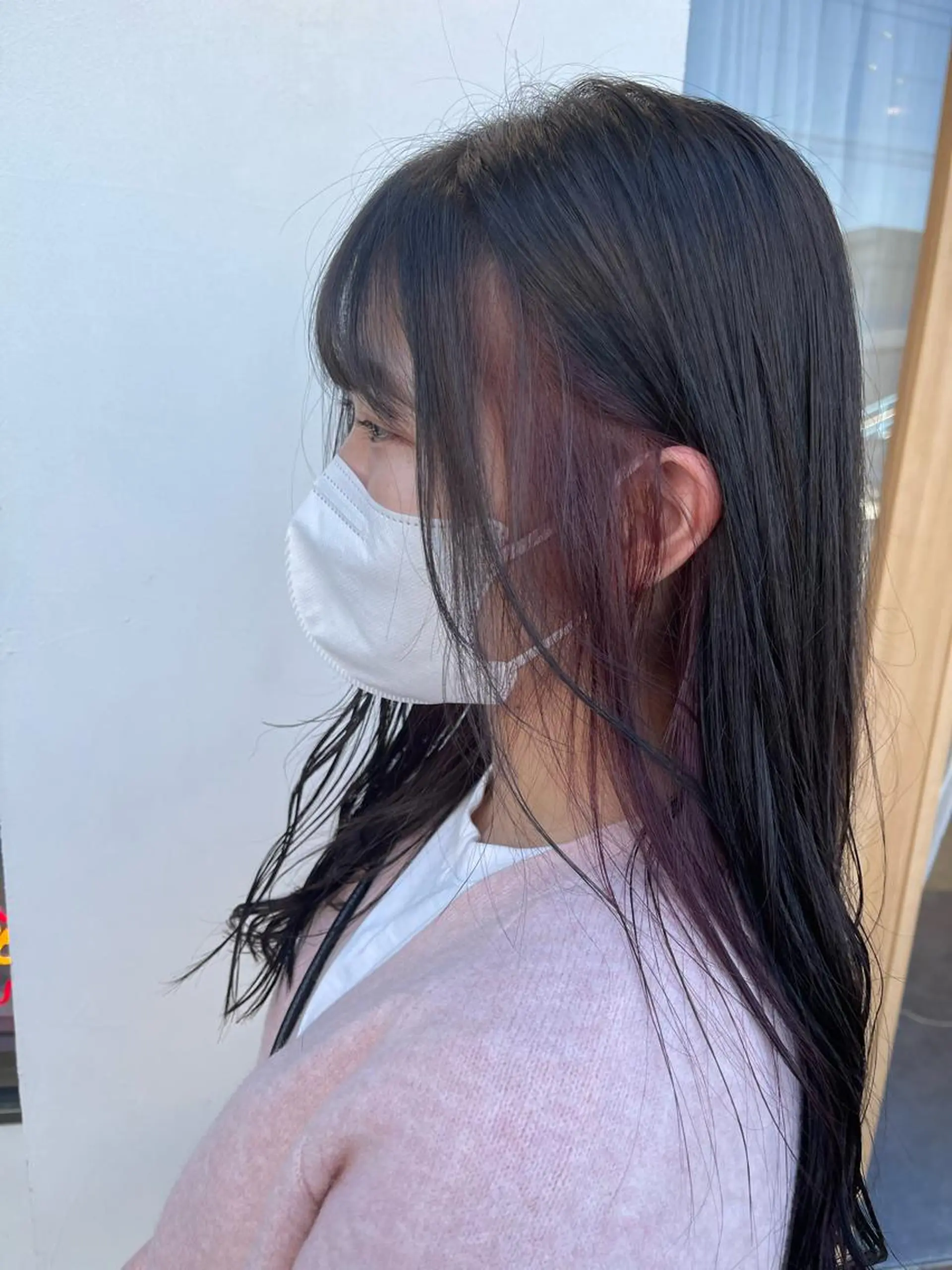 セミロング カラー ブリーチ イヤリングカラー ブリーチなしカラー ピンクカラー カット ヘアカラー トリートメント 由比藤理子 ブリーチカラー🌈のヘアスタイル