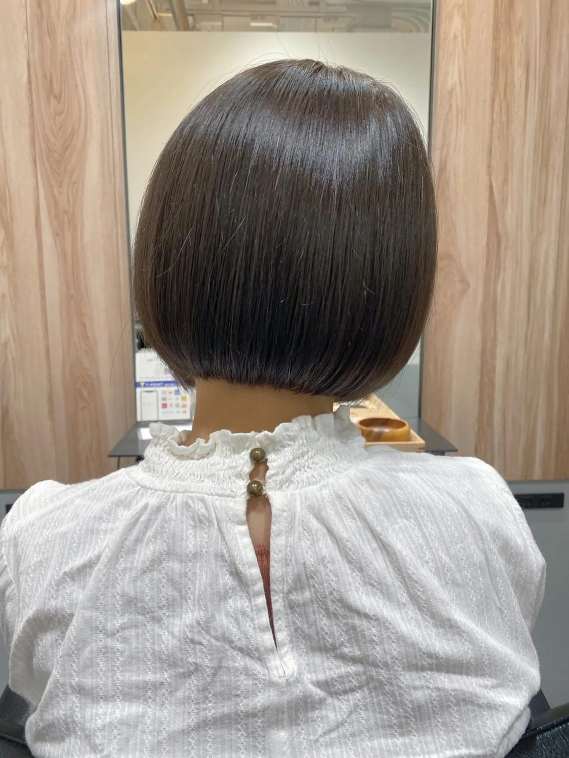 ショート カラー カット 畑中 愛梨のヘアスタイル