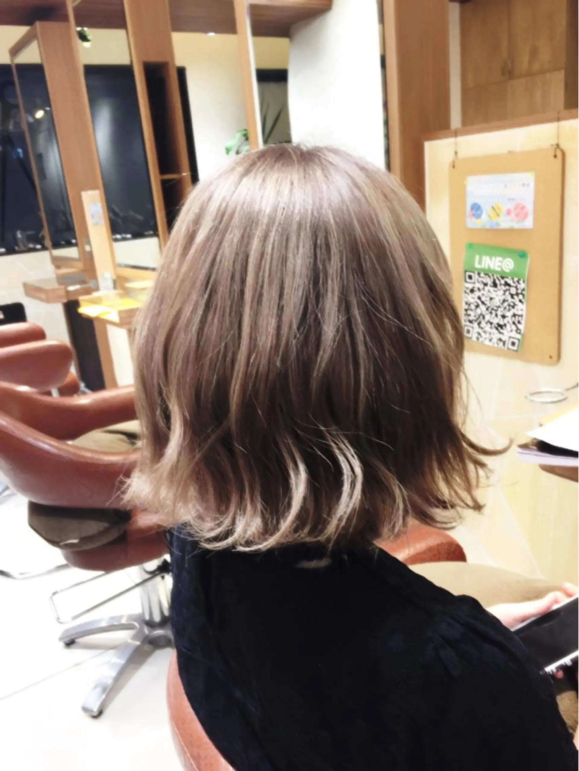 カラー 【ディレクター 🧸🤍田澤 唯那】のヘアスタイル