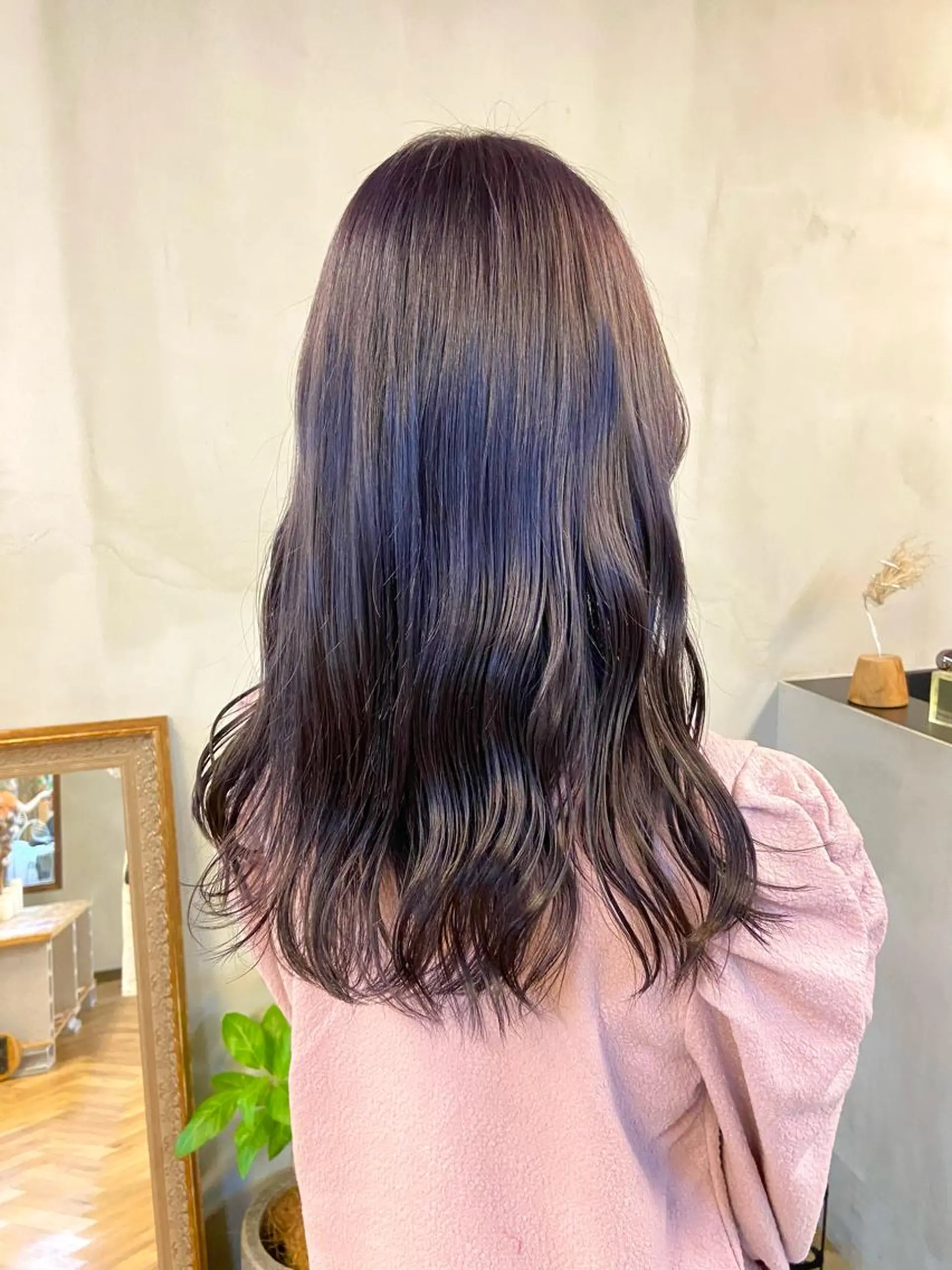セミロング カラー ブリーチ ラベンダーカラー ヘアカラー トリートメント mana／Wカラー／ ブリーチなし暖色のヘアスタイル
