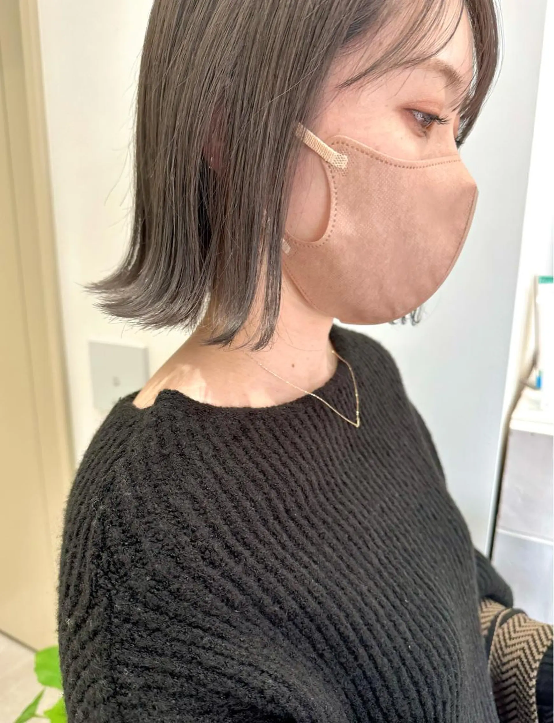 ミディアム カラー グレージュ Zina🤍 yukinaのヘアスタイル