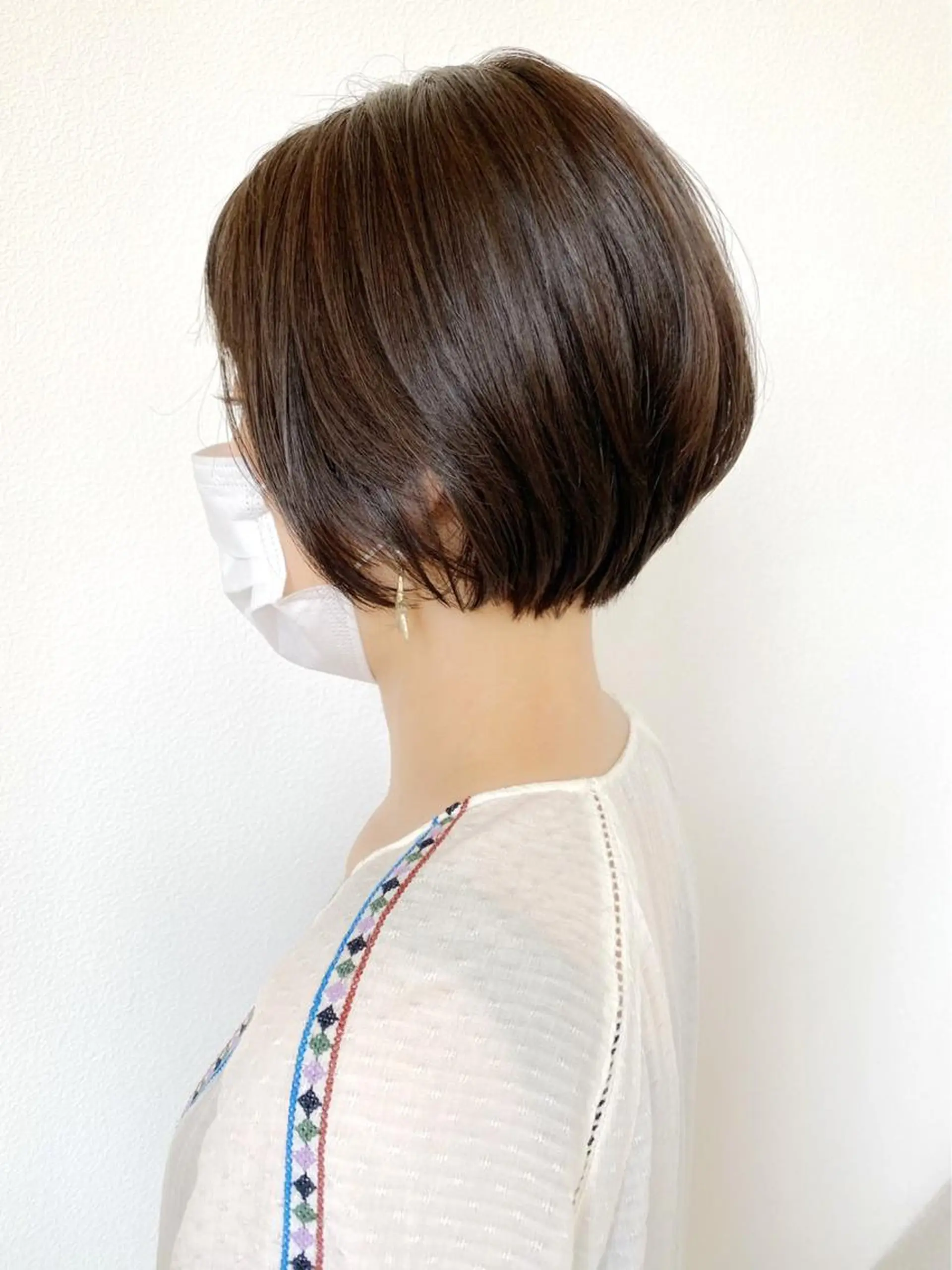 ショート カラー 🩰オリーブ/ ベージュ松本咲花🩰のヘアスタイル