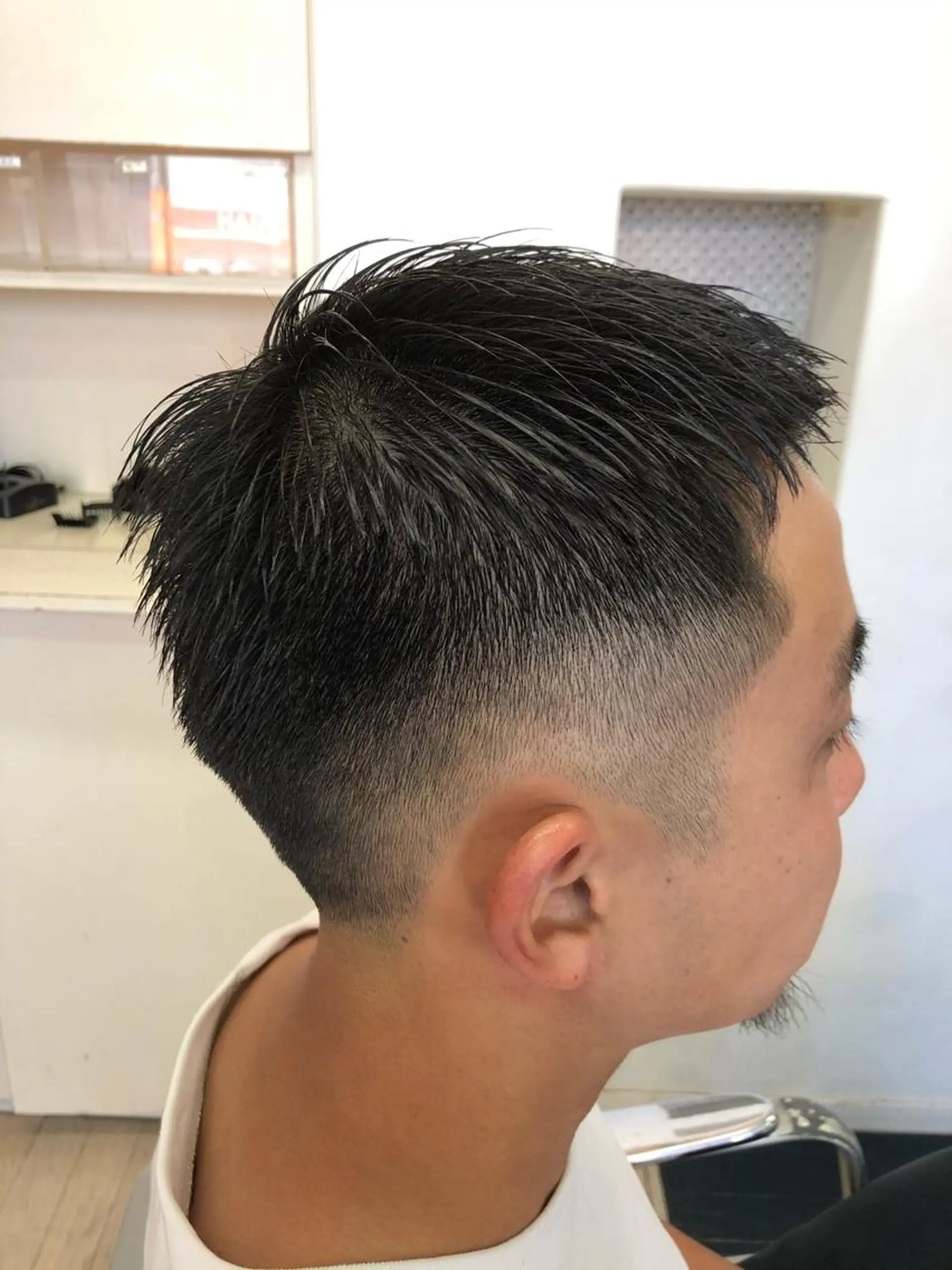 ショート メンズ 刈り上げ カット ROBOT   PLUS所属・大野 悠平のヘアスタイル