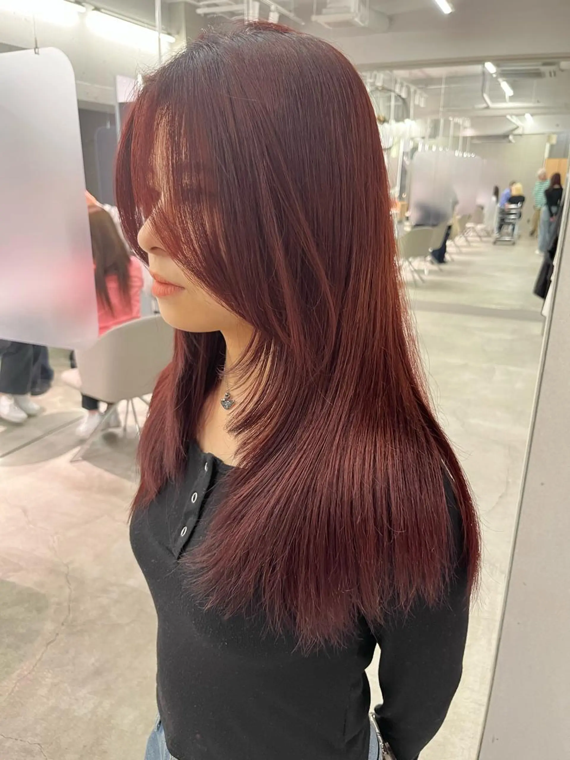 カラー レッドカラー mari_ xenaのヘアスタイル