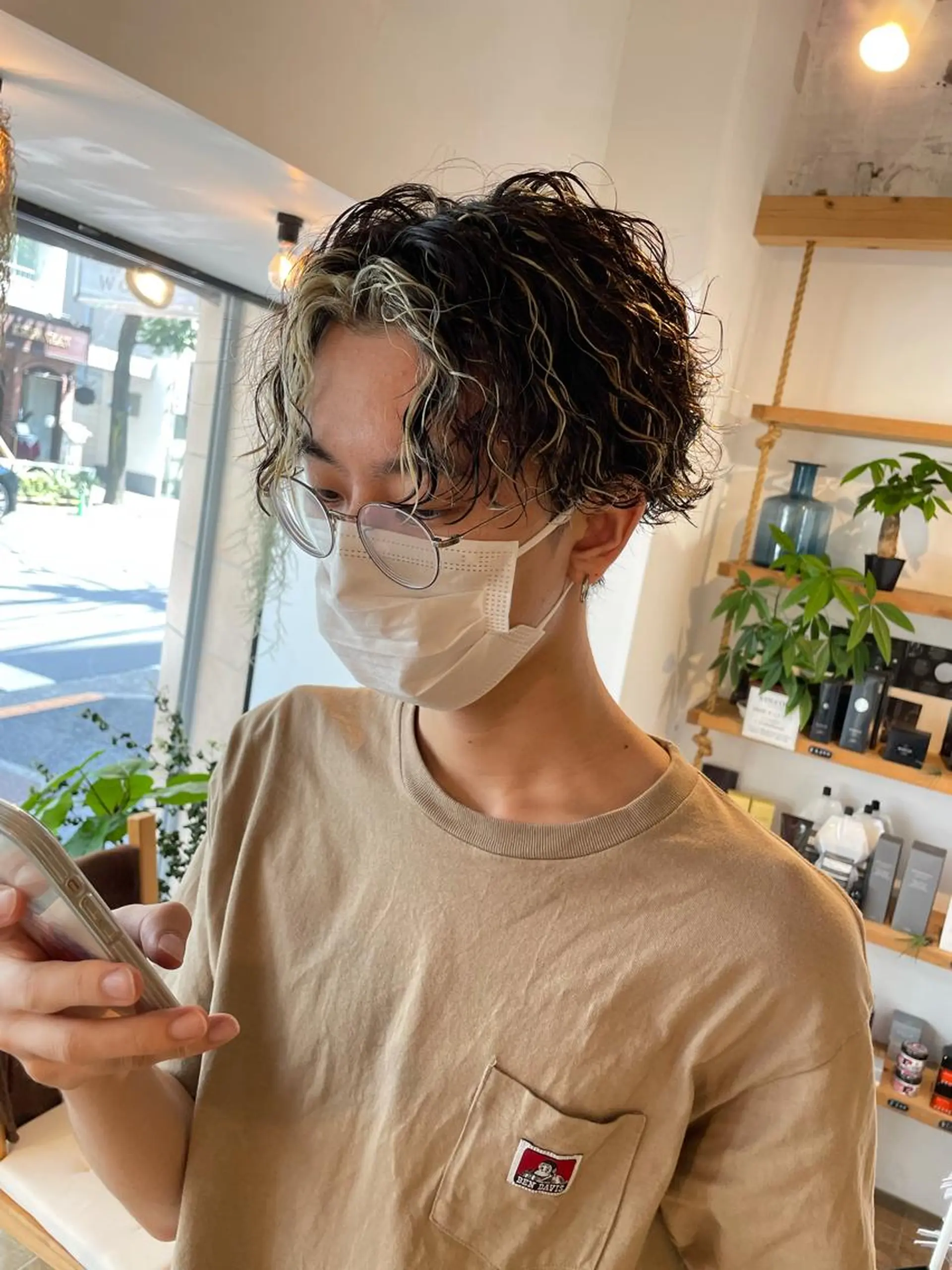 ミディアム ミストバング 渋谷 ミモザワークス タニグチヨシユキのヘアスタイル