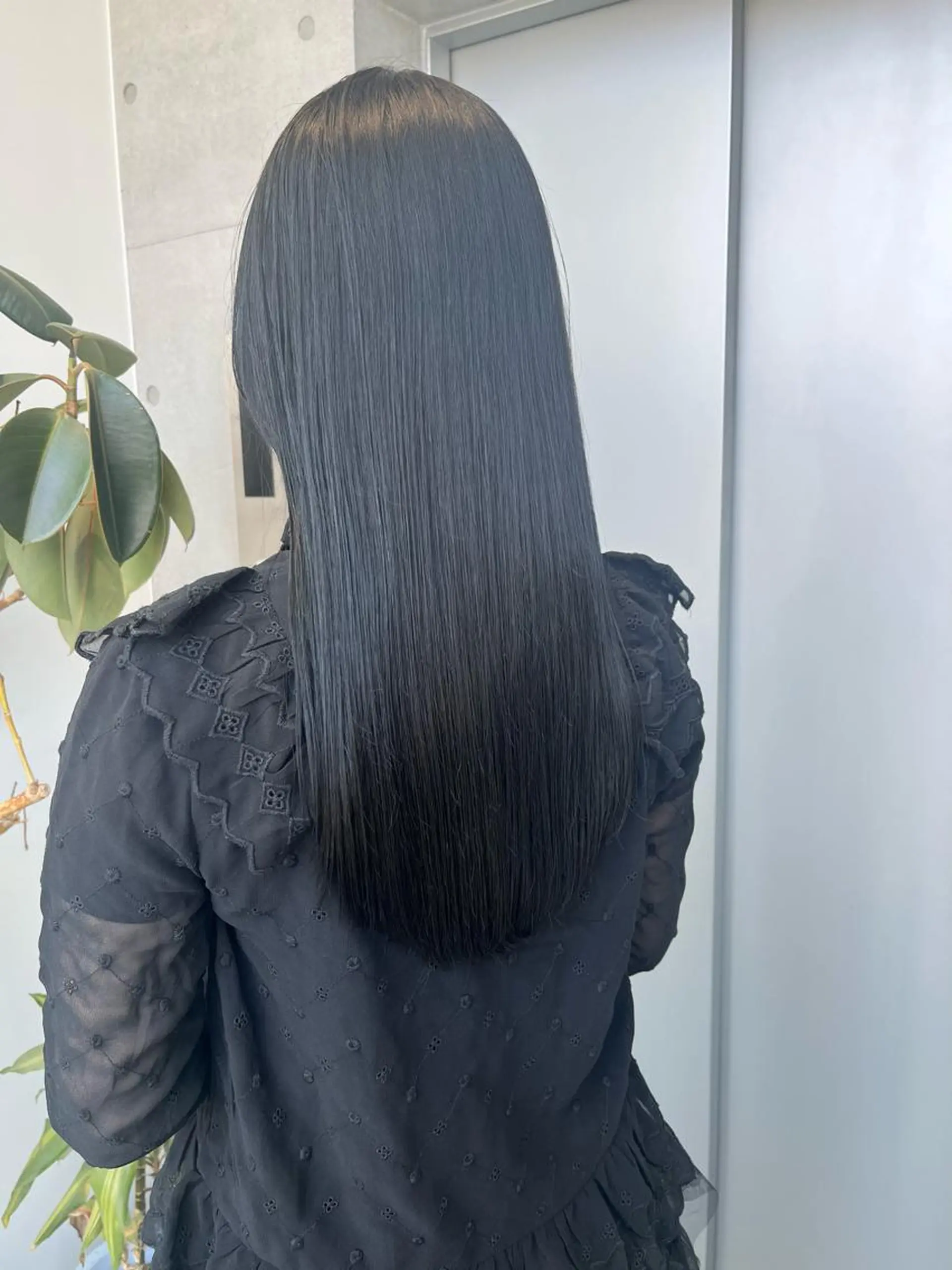 ロング カラー パーマ ヘアアレンジ ヘアカラー トリートメント ヘッドスパ ヘアセット 透明感/オリーブ/ グレージュ/YUKAのヘアスタイル