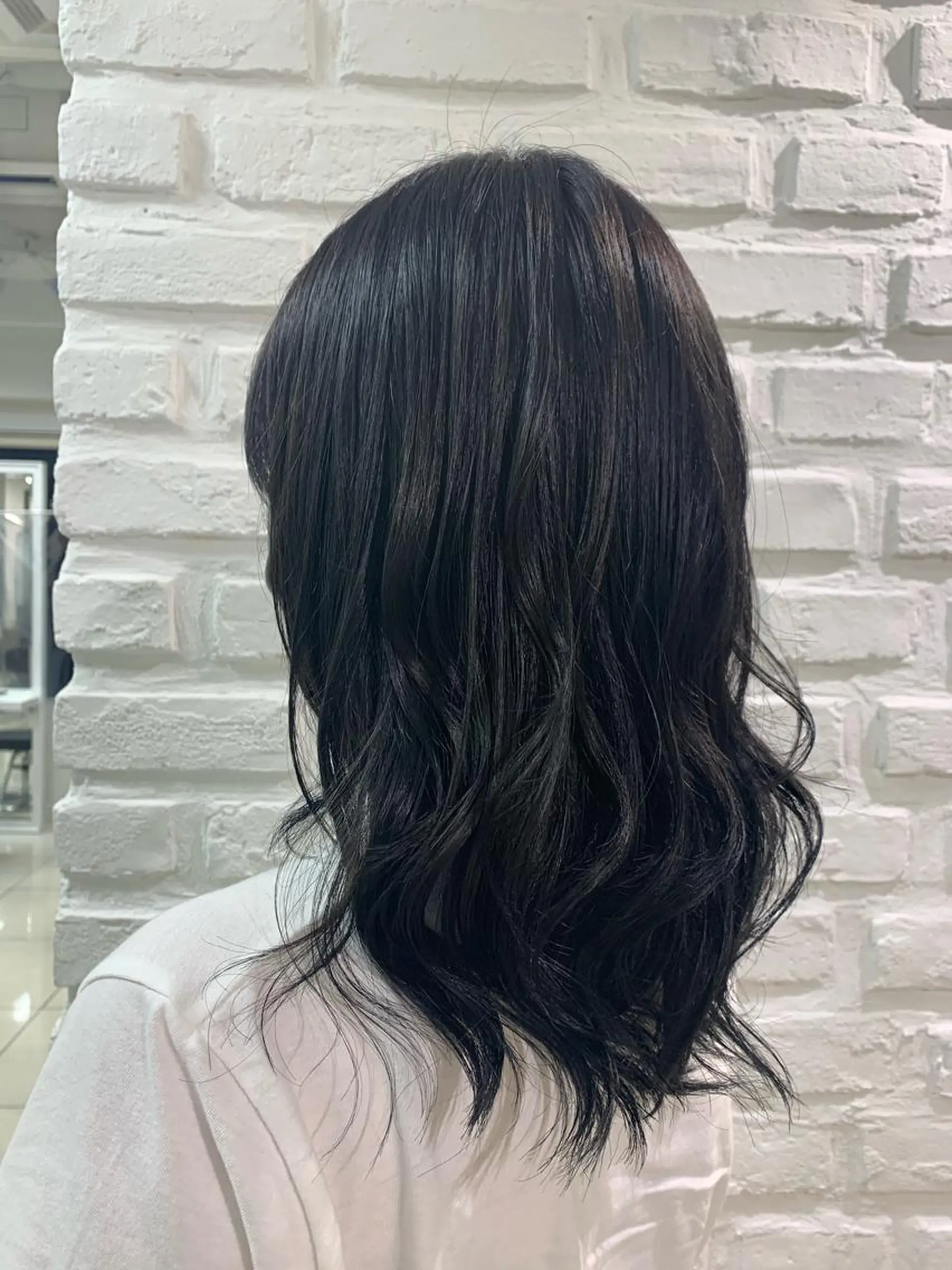 セミロング カラー アッシュ アッシュグレー 透明感カラー メンズ縮毛矯正🦊ハ イトーン　RYOKAのヘアスタイル