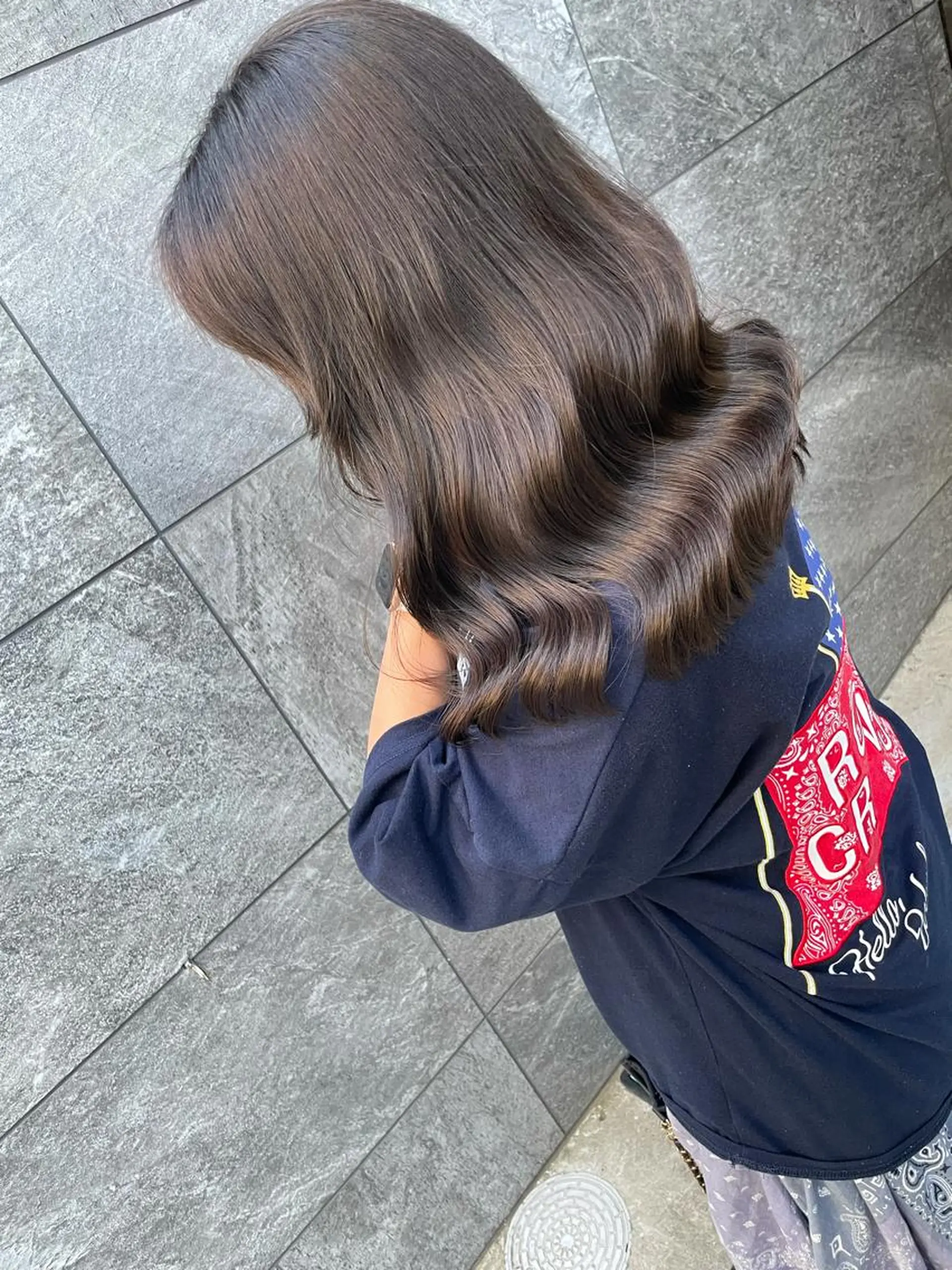 ミディアム カラー ヘアカラー トリートメント ヒカ/外国人風 デザインカラーのヘアスタイル