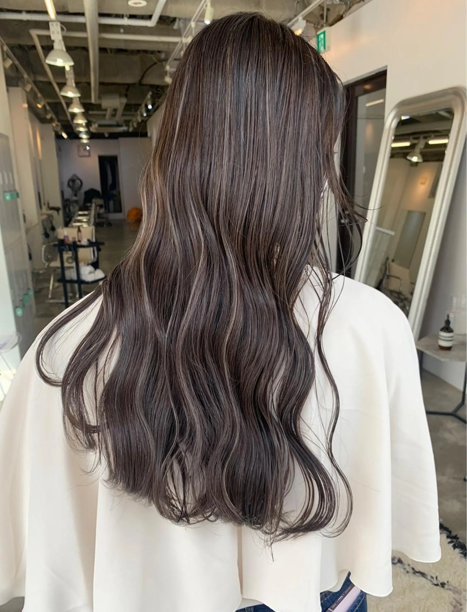 ロング カラー ハイライトカラー ハイライト 小森 祐希のヘアスタイル