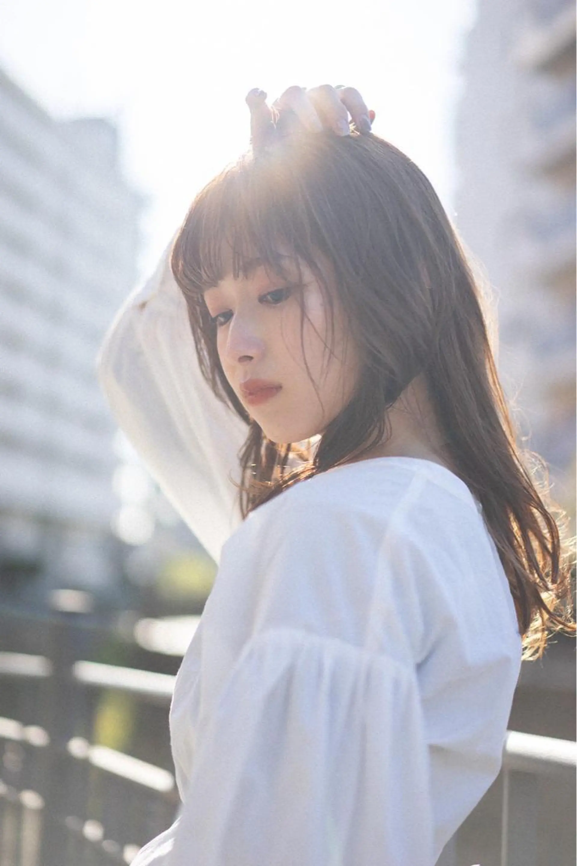 セミロング アッシュ ハイライト レイヤーカット 【髪風船】上大岡店所属・齋藤 尋真のヘアスタイル