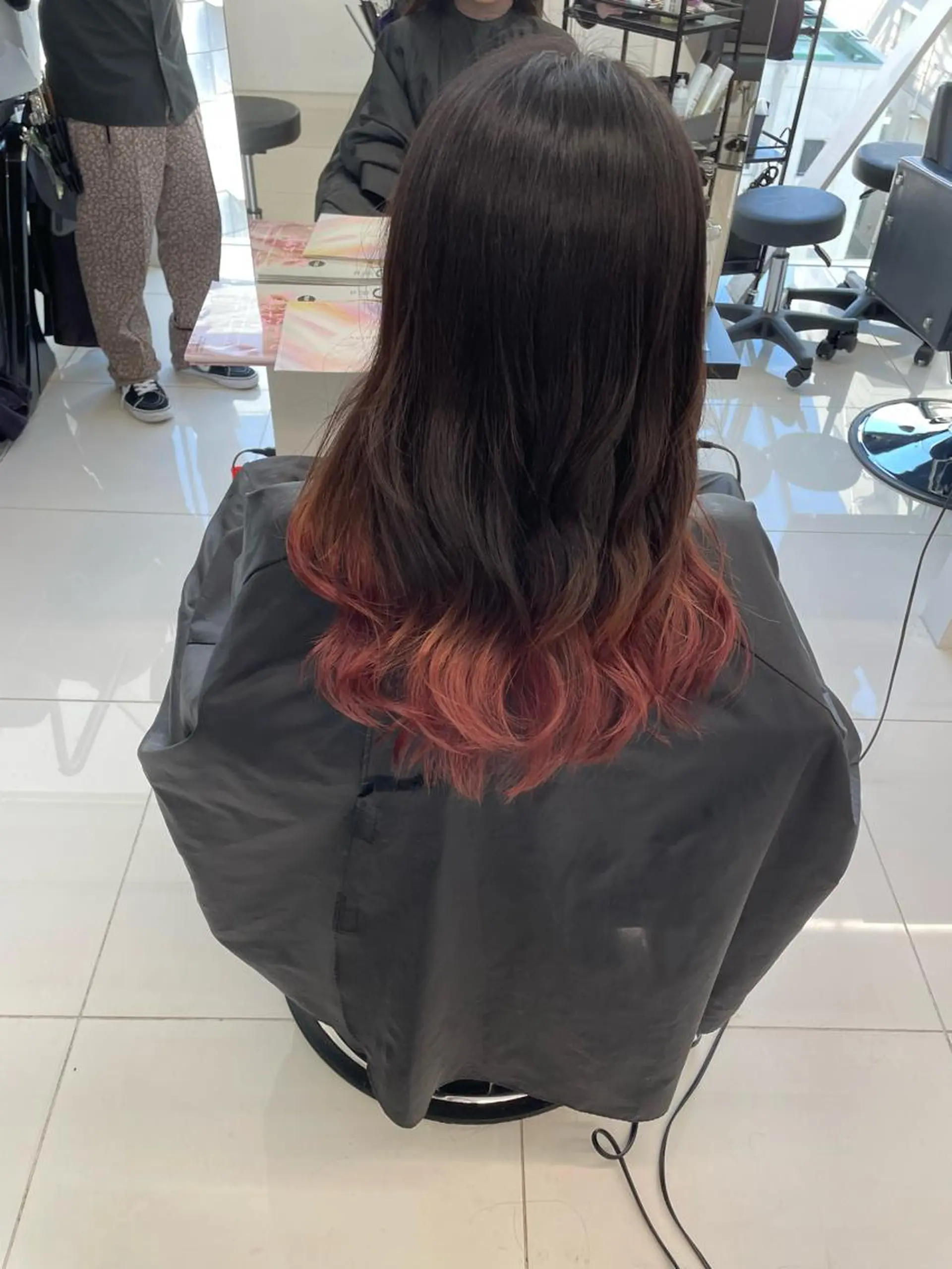 ミディアム カラー グラデーションカラー ✨無料！カット モデル募集✨夕貴のヘアスタイル