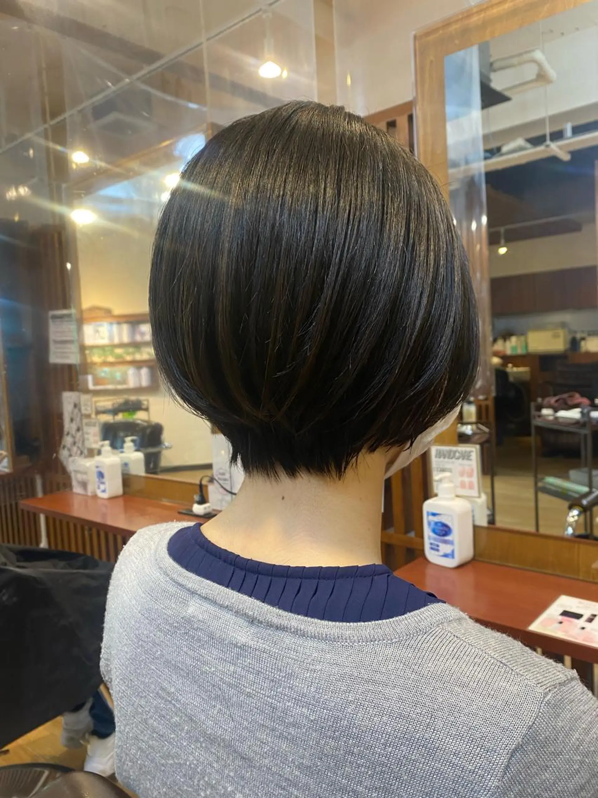 ショート カラー カット ヘアカラー 女性目線でつくる ショートayakaのヘアスタイル