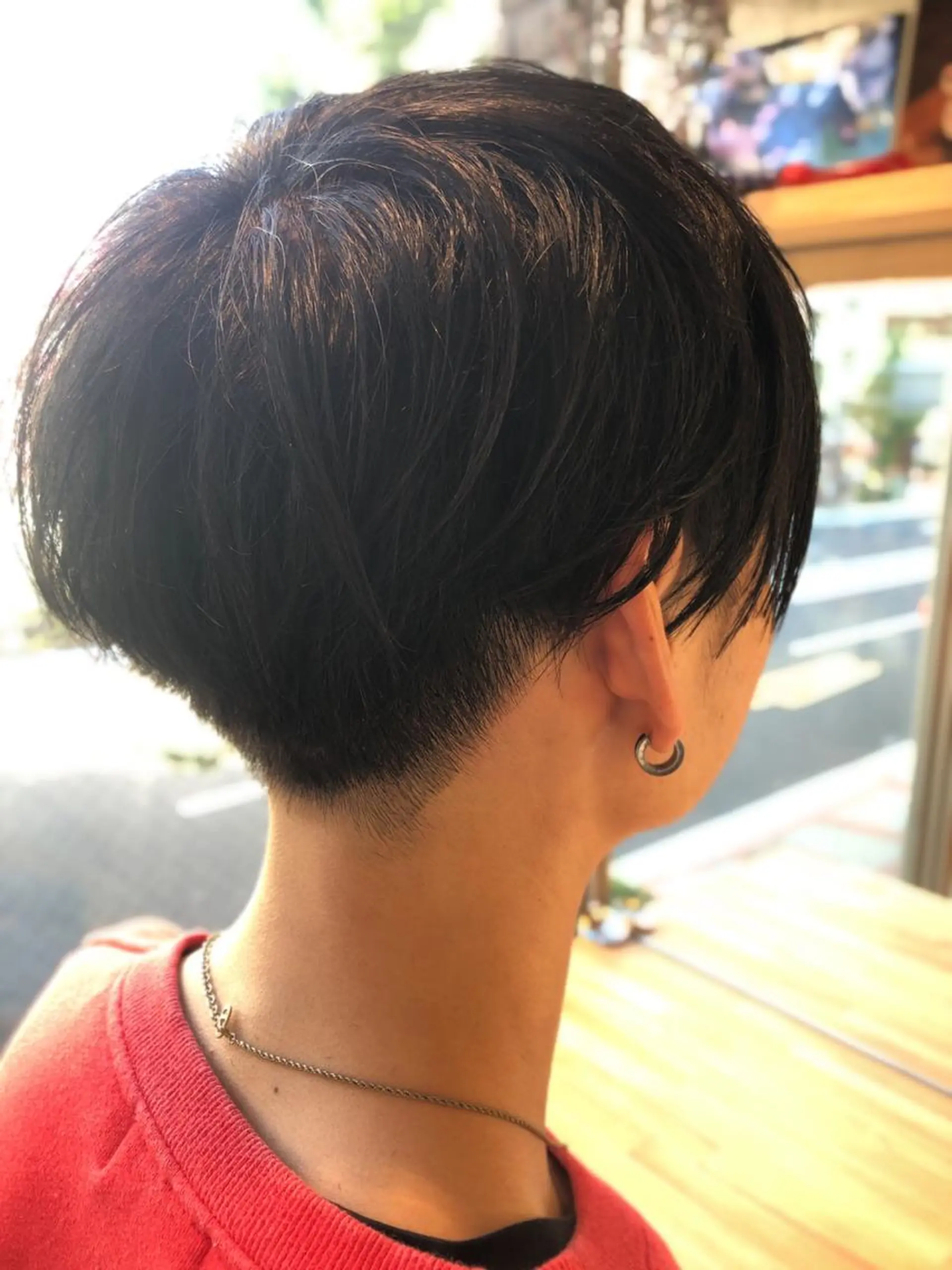 ショート メンズ 刈り上げ 小顔カット BEACH　HAIR&NAIL所属・両国駅徒歩1分⭐️ アイロン仕上げのヘアスタイル