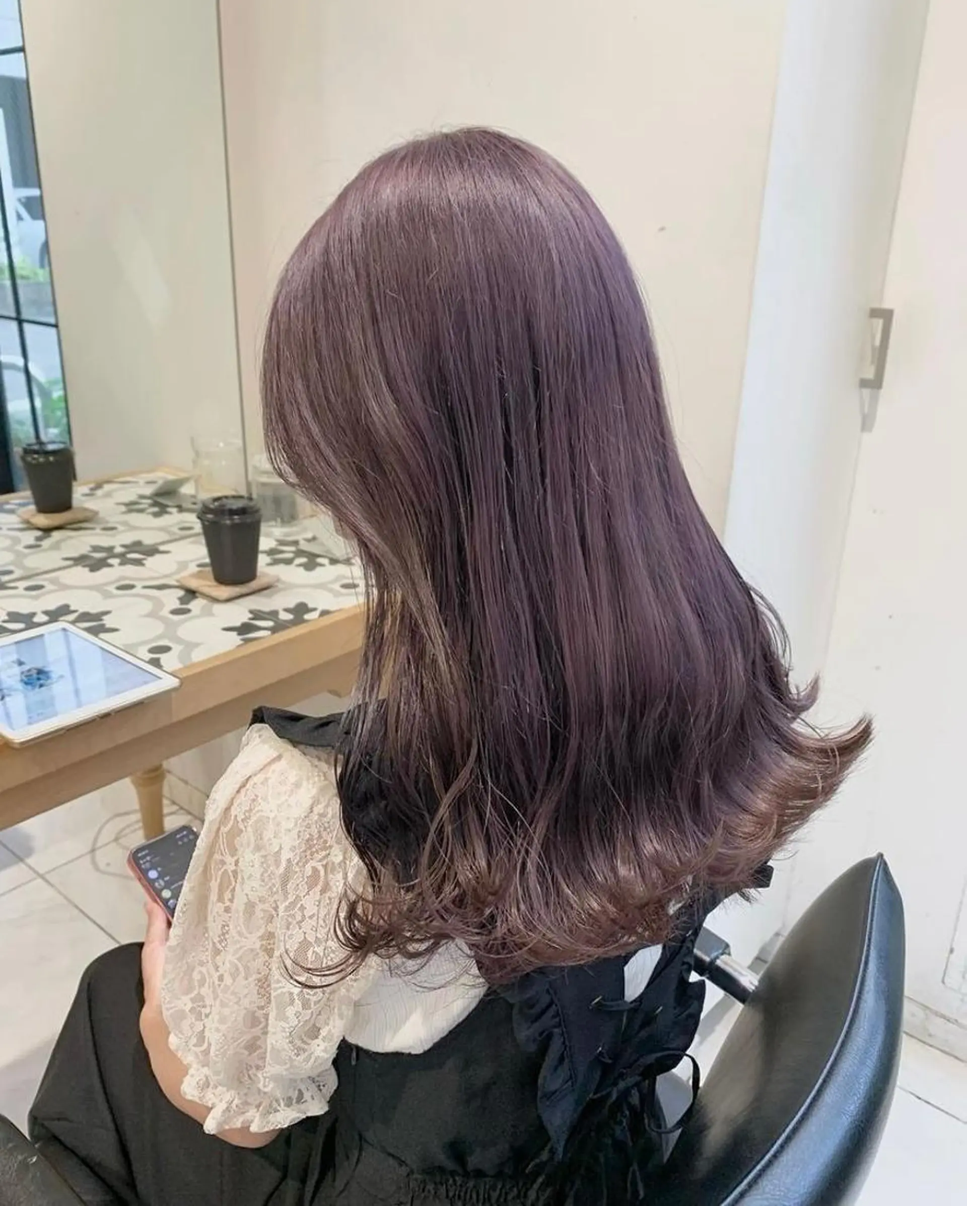 ロング カラー ラベンダーカラー ラベンダーグレー ヘアカラー トリートメント ヘッドスパ ヘアセット ayumi / ダブルカラーのヘアスタイル