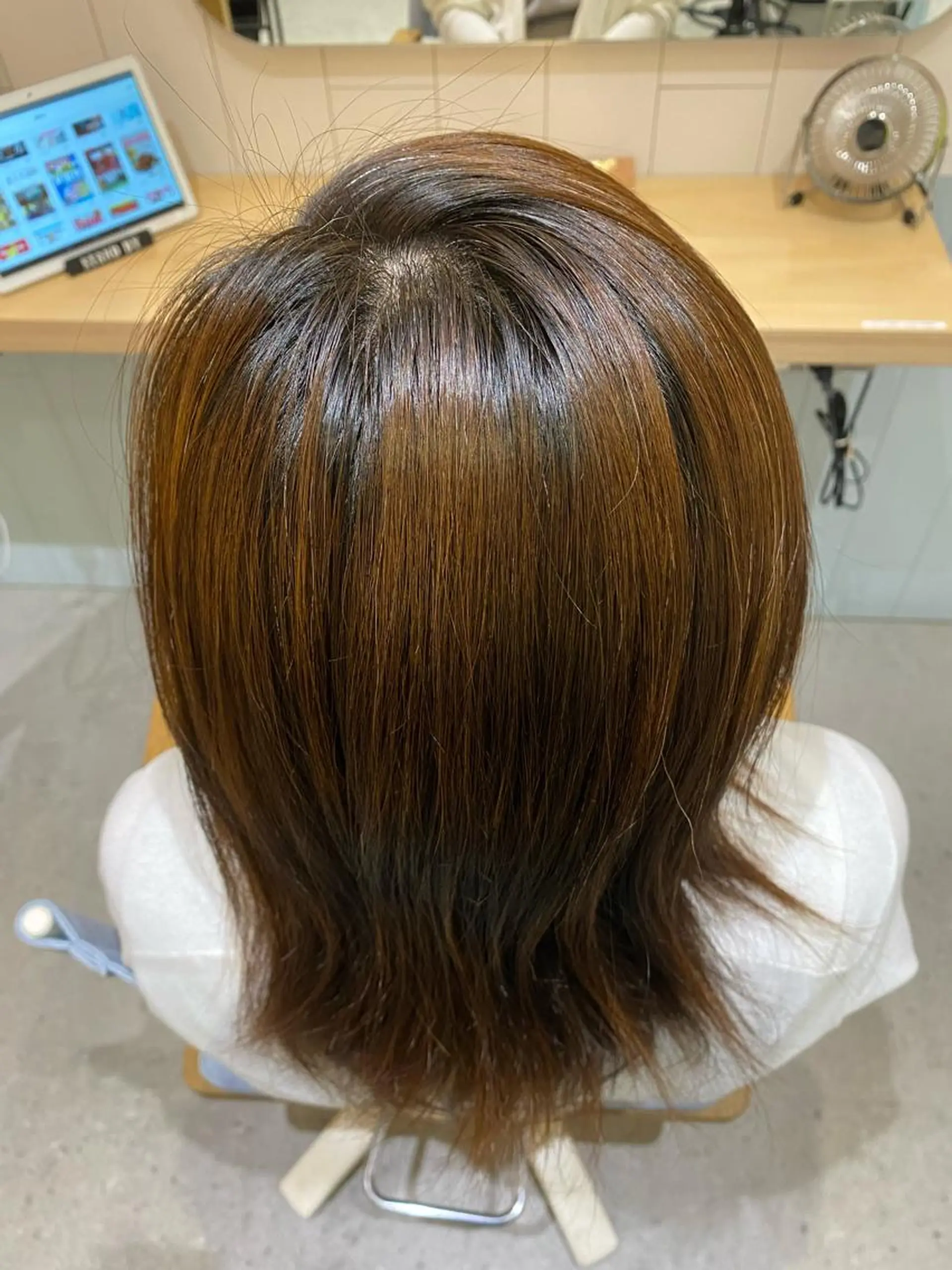 ミディアム エリア唯一🌈ᵕ̈* 派手髪モリヤ🌺のヘアスタイル