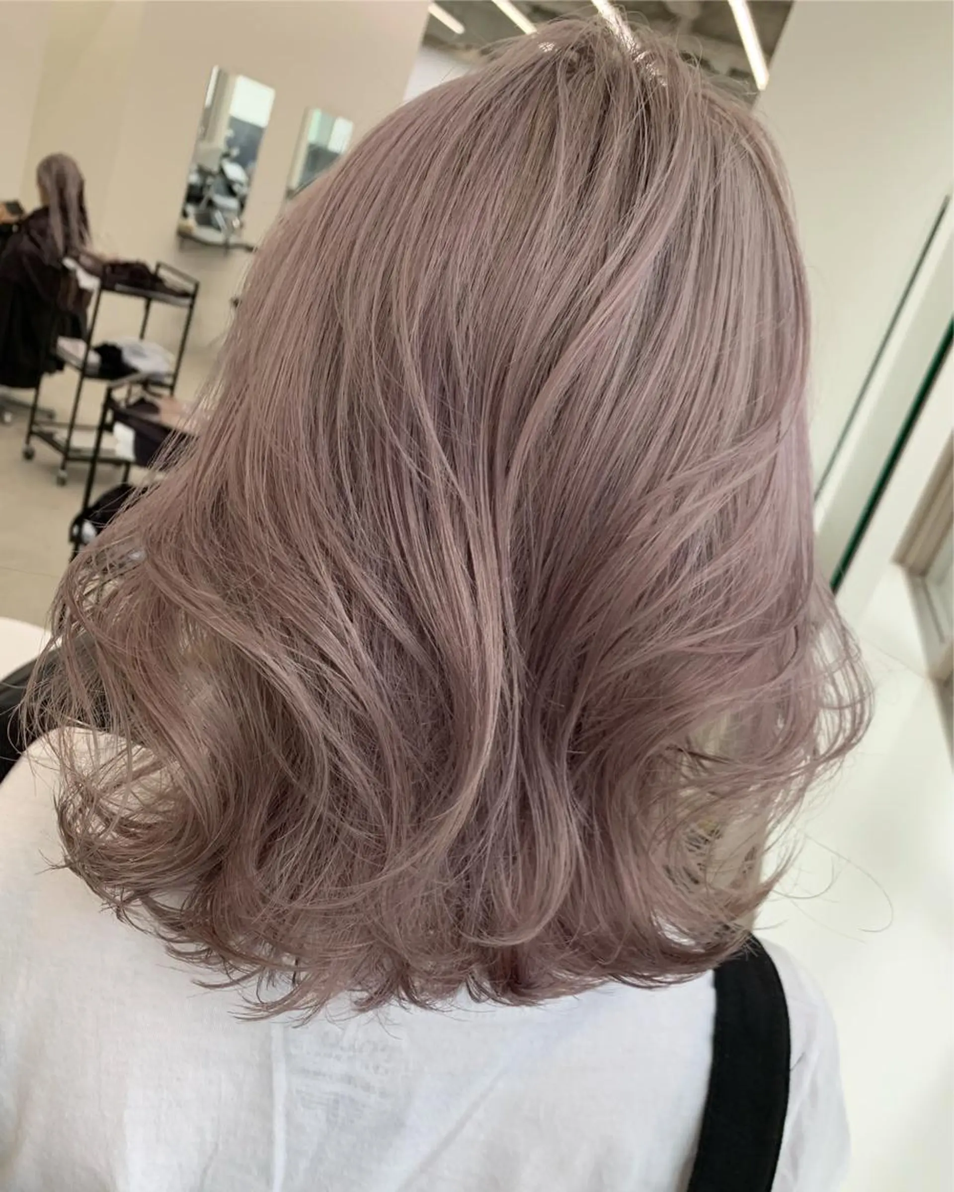 セミロング LINOET名古屋所属・ダブルカラー🩶上村 純妃🩶名駅徒歩5分のヘアスタイル