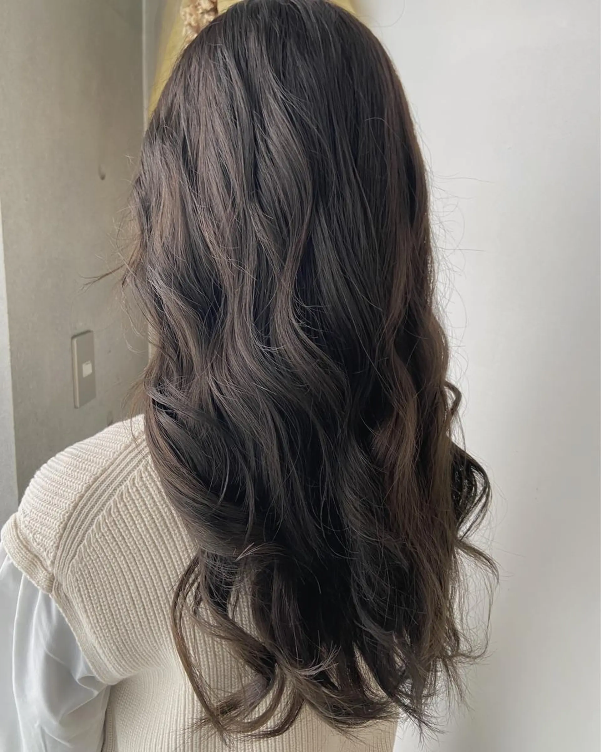 ロング カラー グレージュ 後藤 卓哉のヘアスタイル