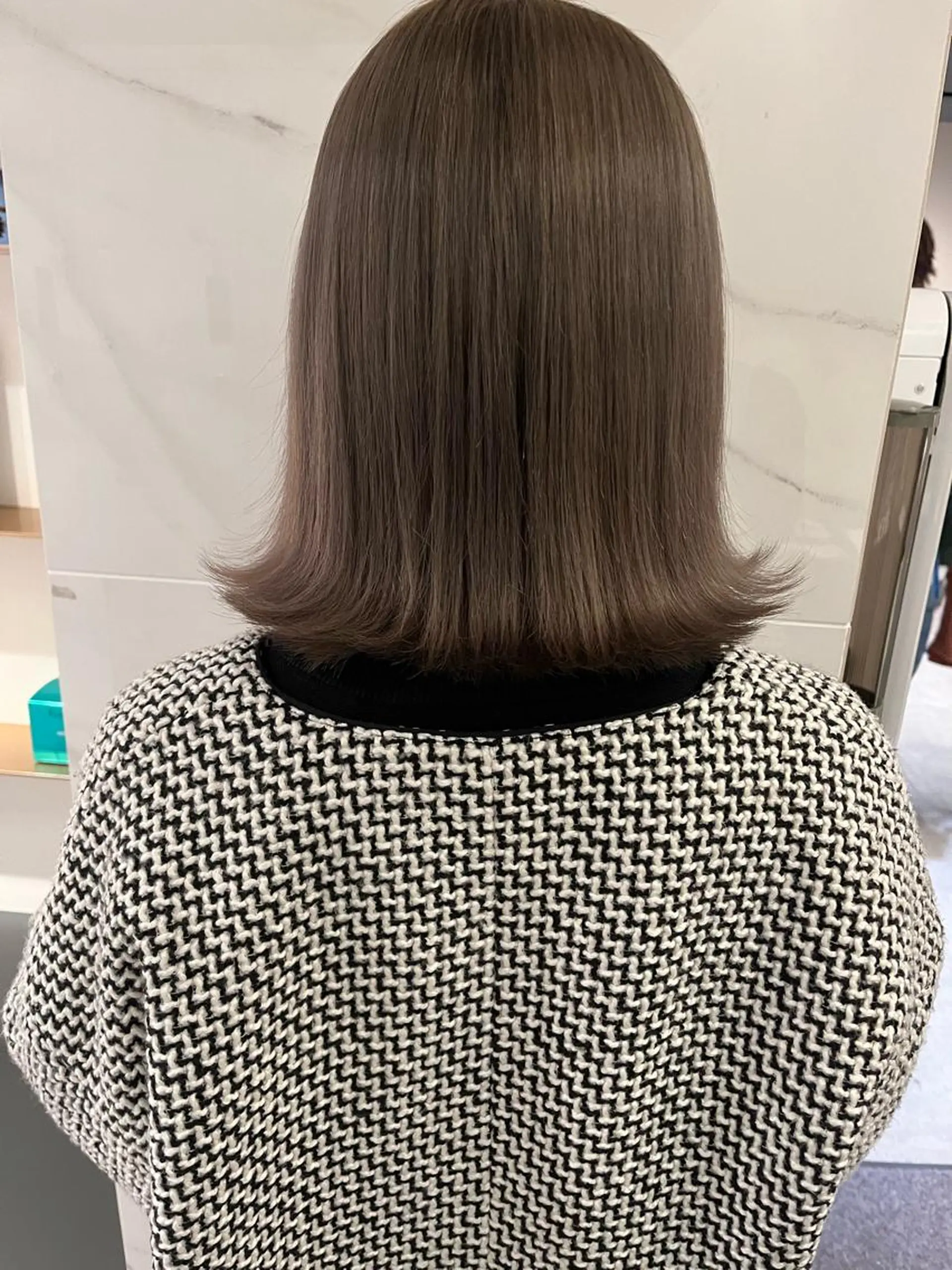 ショート カラー アッシュ ベージュカラー 奥田 蓮のヘアスタイル