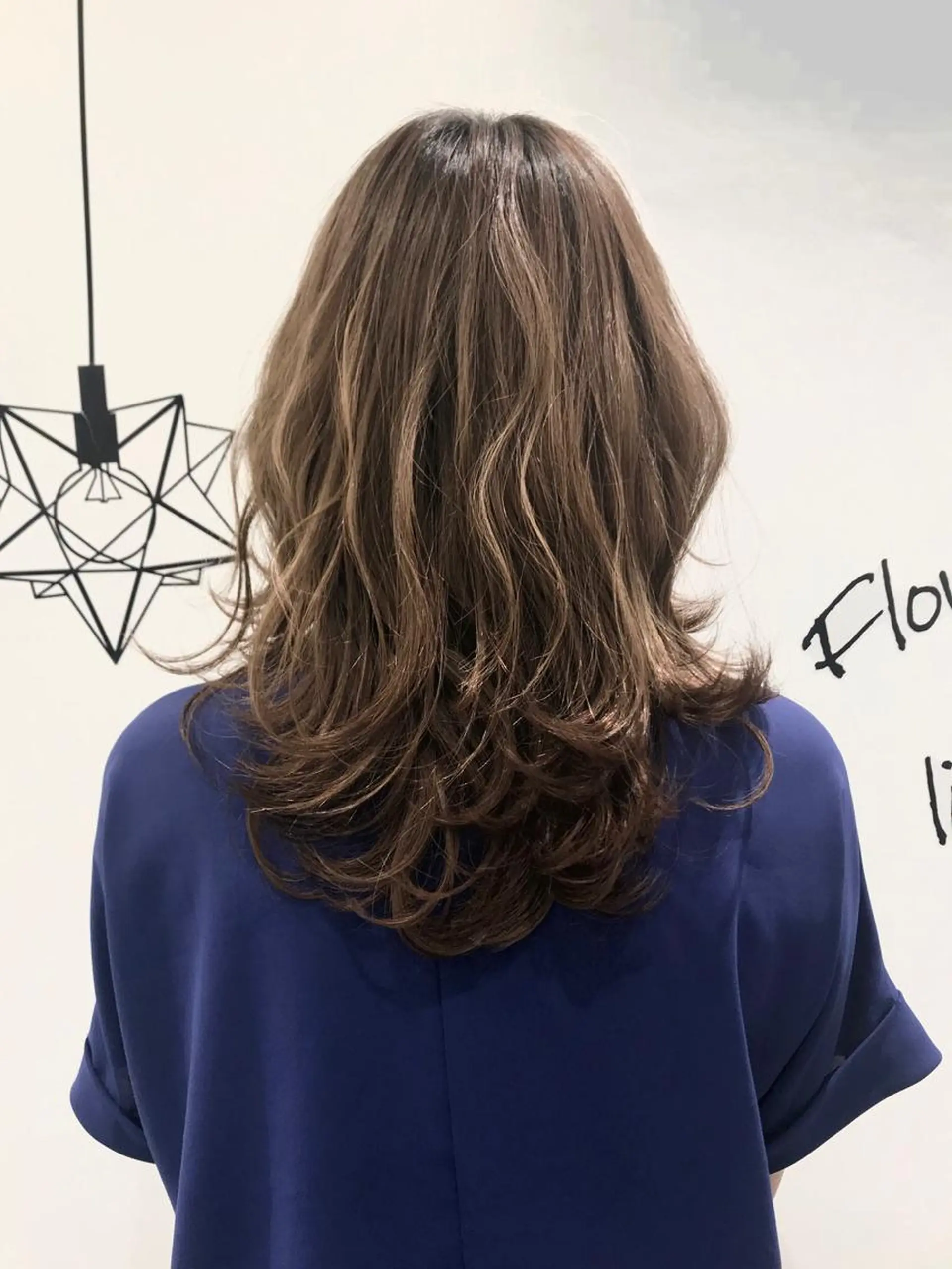 セミロング カラー ハイライトカラー ハイライト ショート、ボブ/ 川鍋薫のヘアスタイル