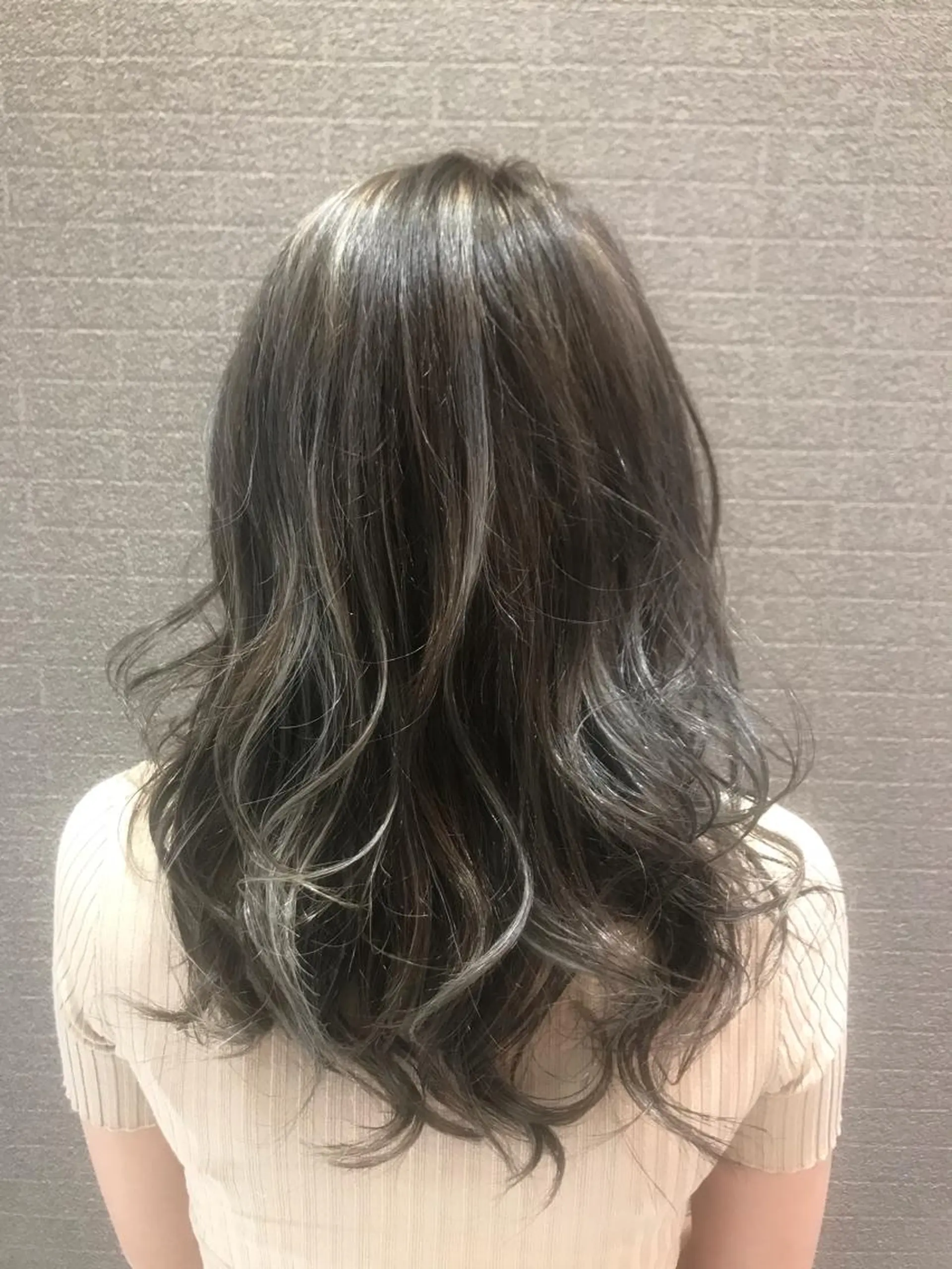 ロング カラー ヘアカラー トリートメント HAIR&MAKE AXIS所属・土屋 貴章のヘアスタイル