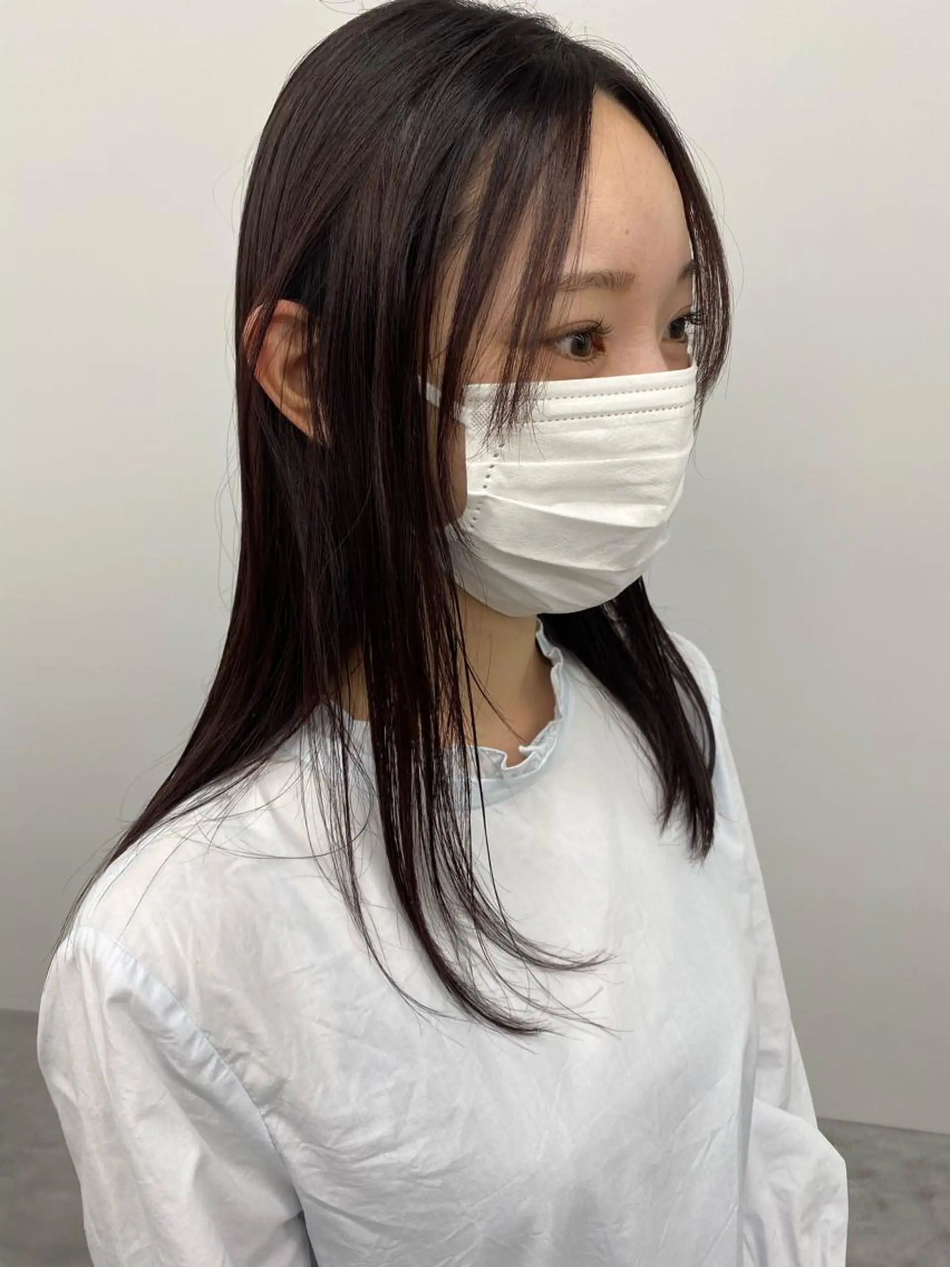 セミロング カラー トリートメント 寒河江 友花のヘアスタイル