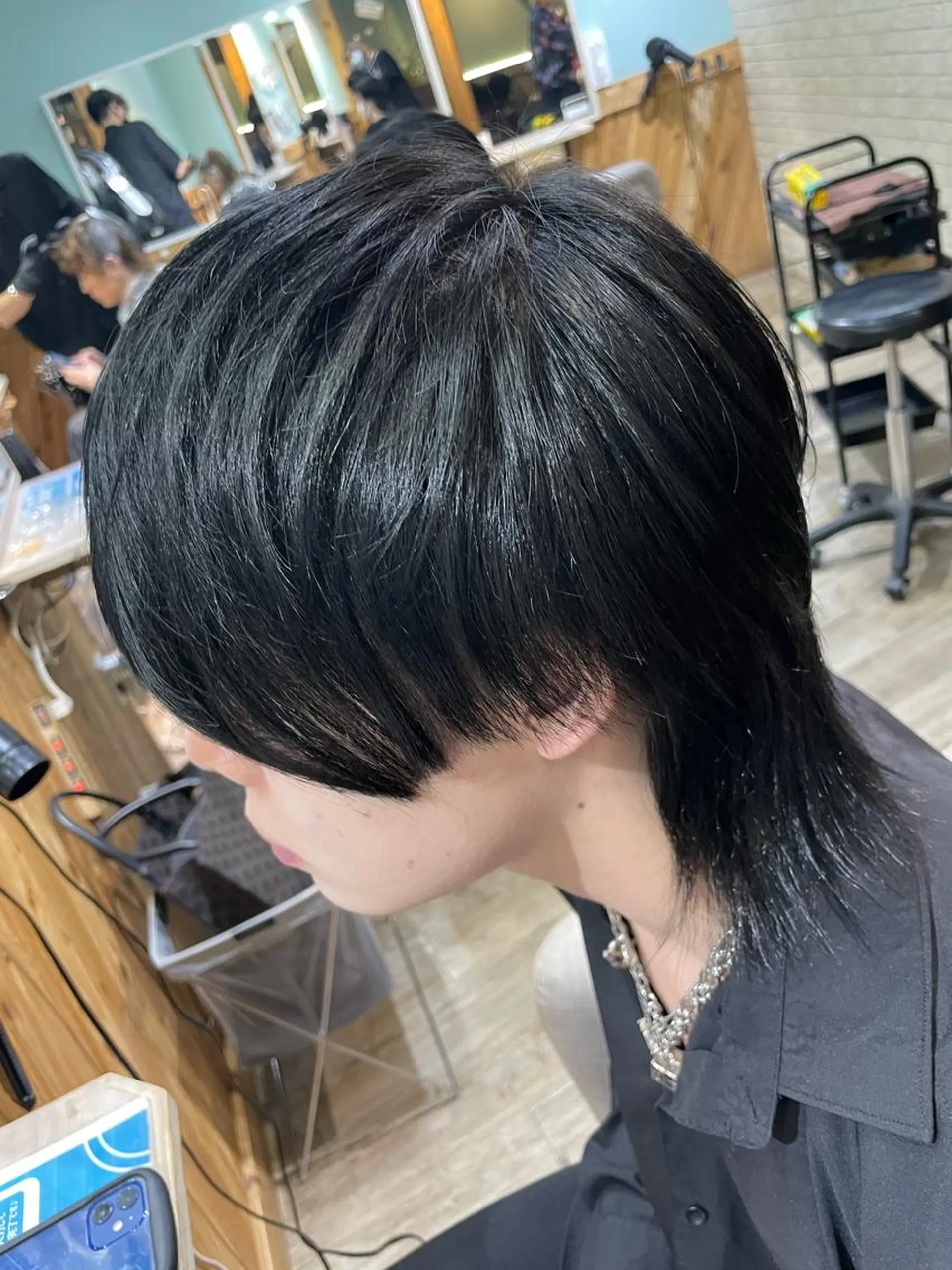 ミディアム ウルフカット COREblanc ゆきの／表参道 原宿のヘアスタイル