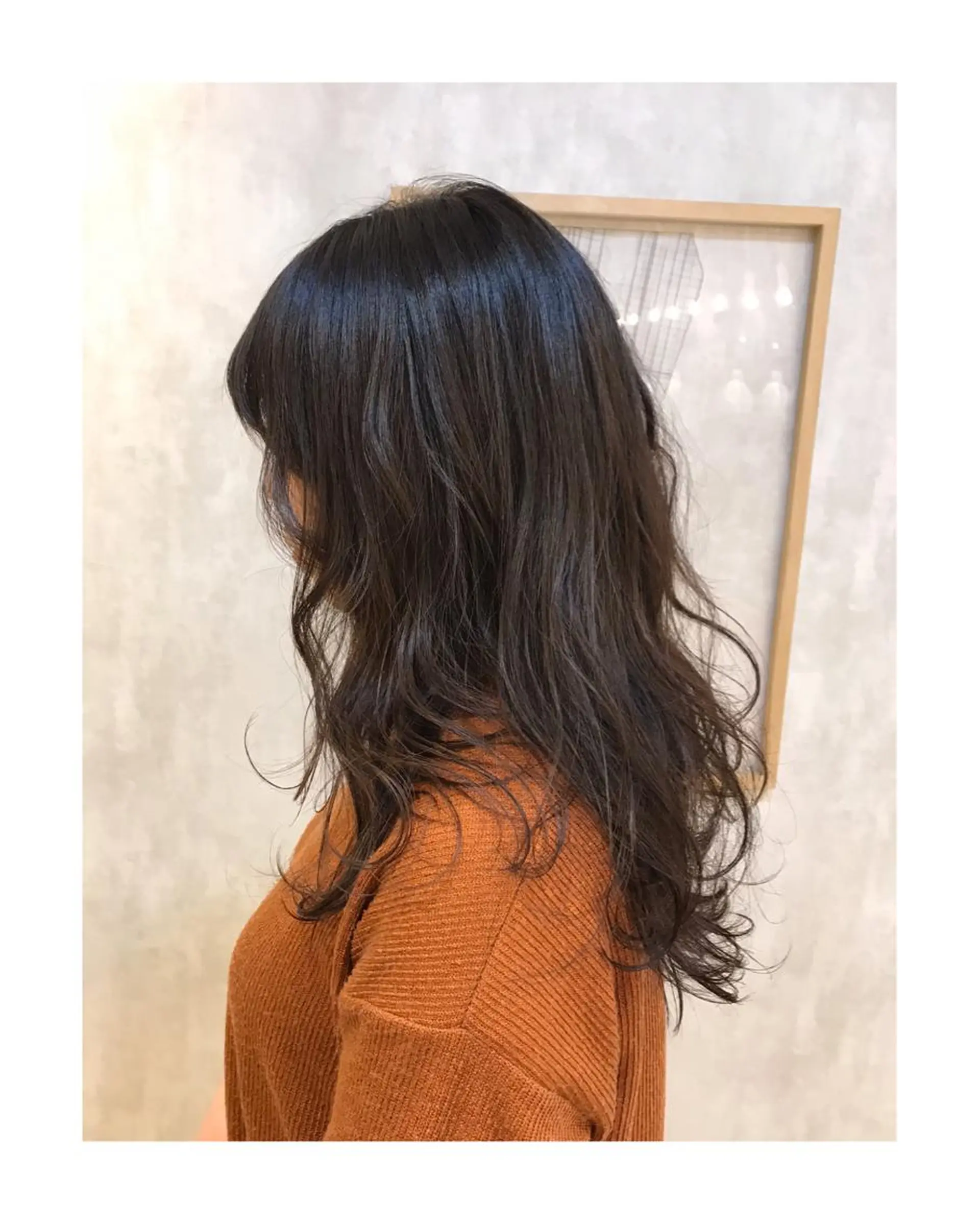 ロング カット ヘアカラー 河田 海陽のヘアスタイル
