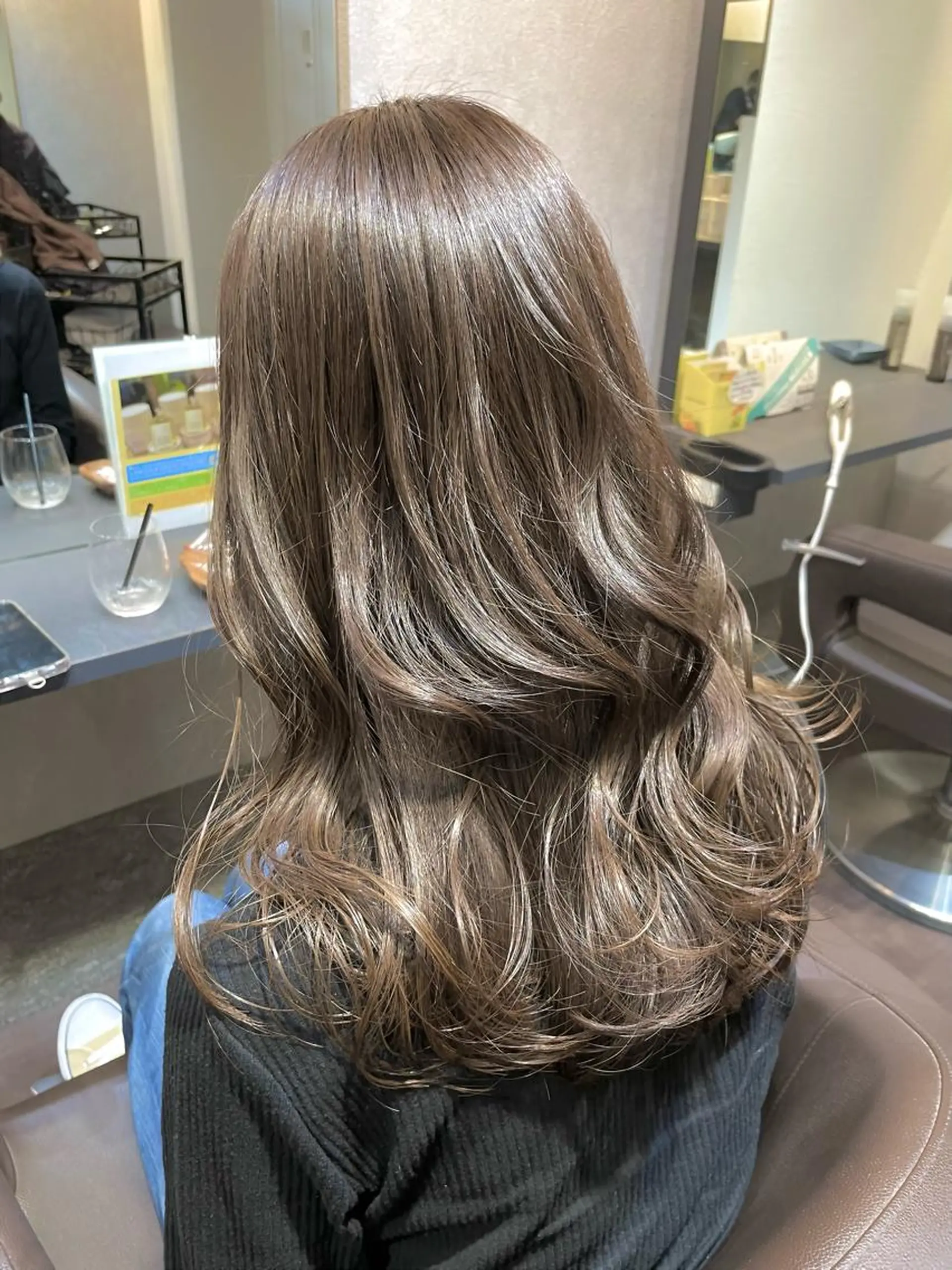 ロング アッシュ カット ヘアカラー トリートメント eyl ~ｴｲﾙ~所属・赤味消し髪質改善特化 🫧eyl西梅田🫧のヘアスタイル